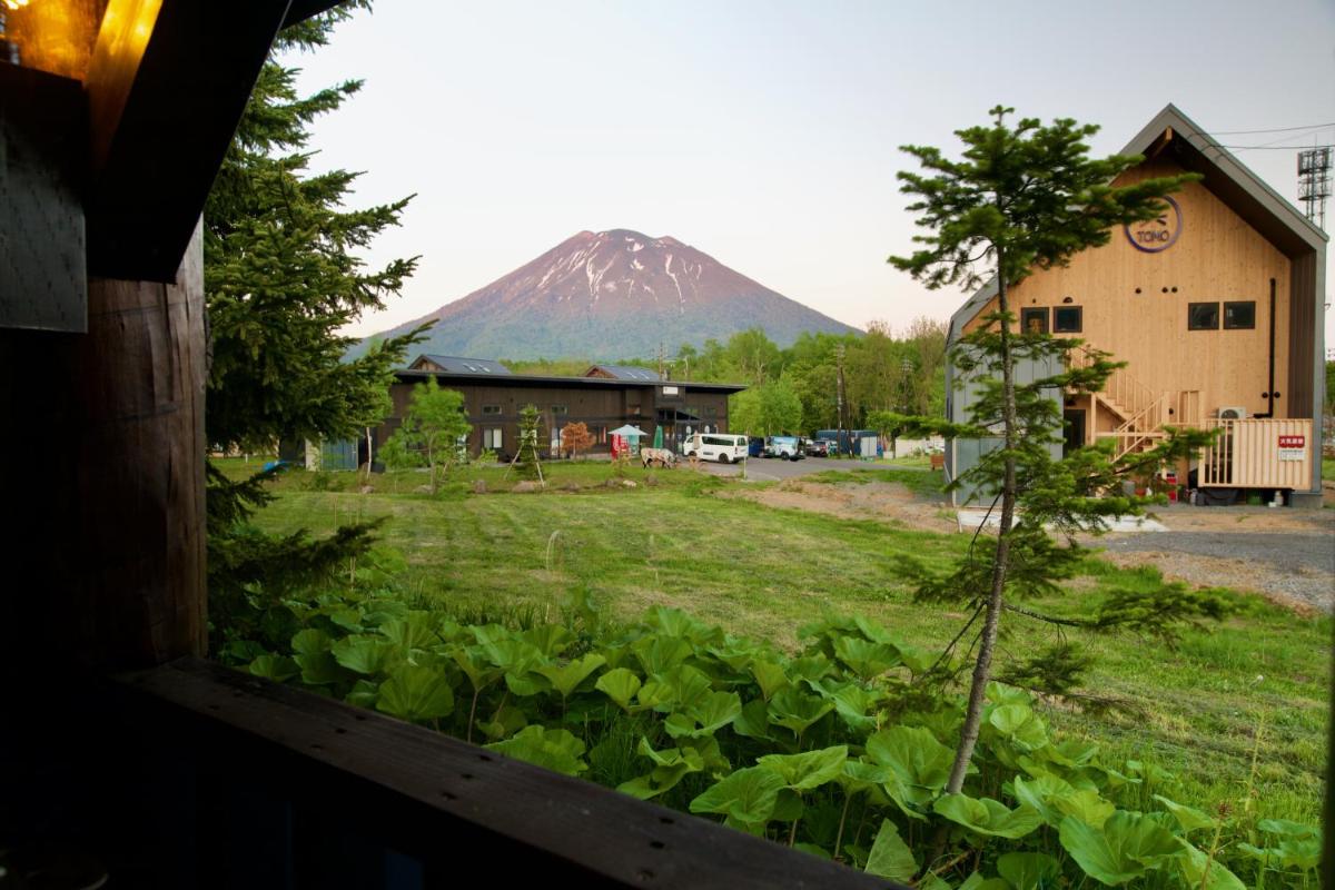 Hirafu Powder Cottage view 4