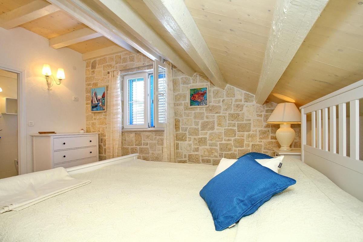 Villa Antišin view 3