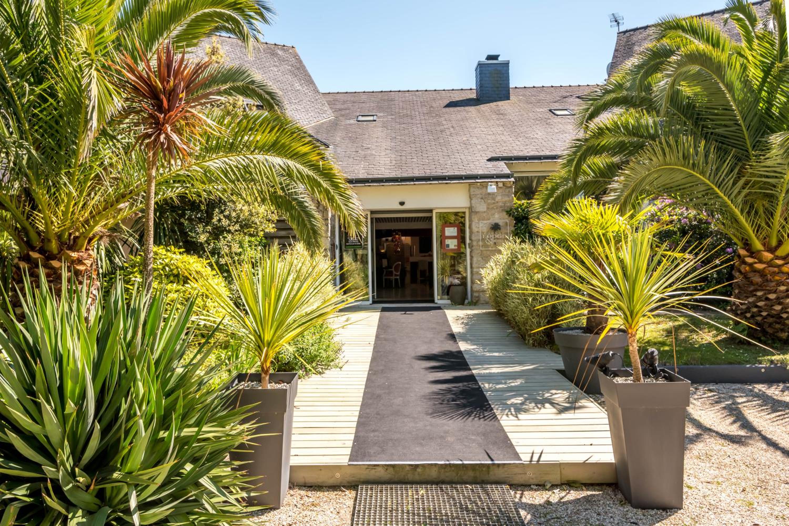 Carnac Lodge Hotel & Spa