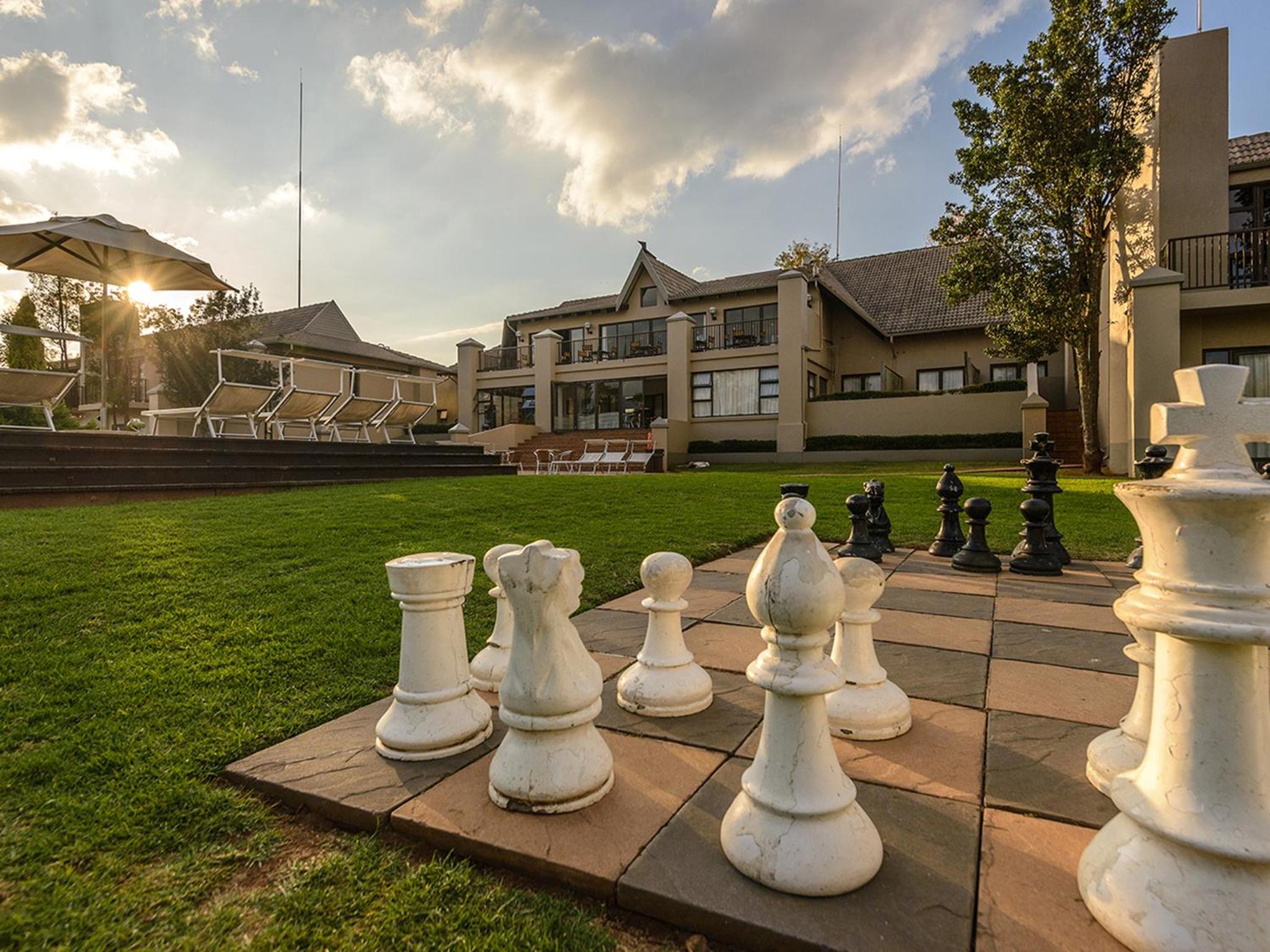 Cayley Mountain Resort