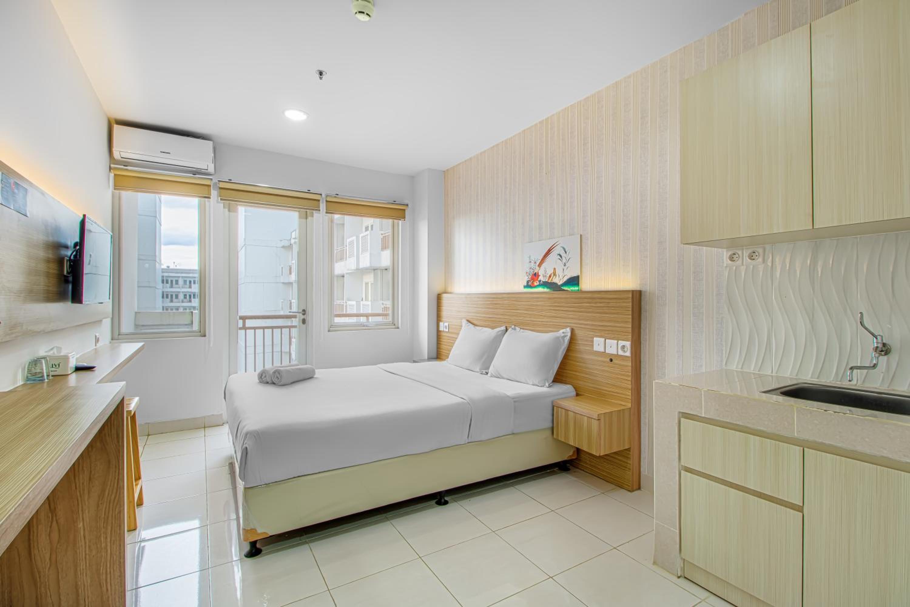 Skyland Sentul Tower Apartment view 4
