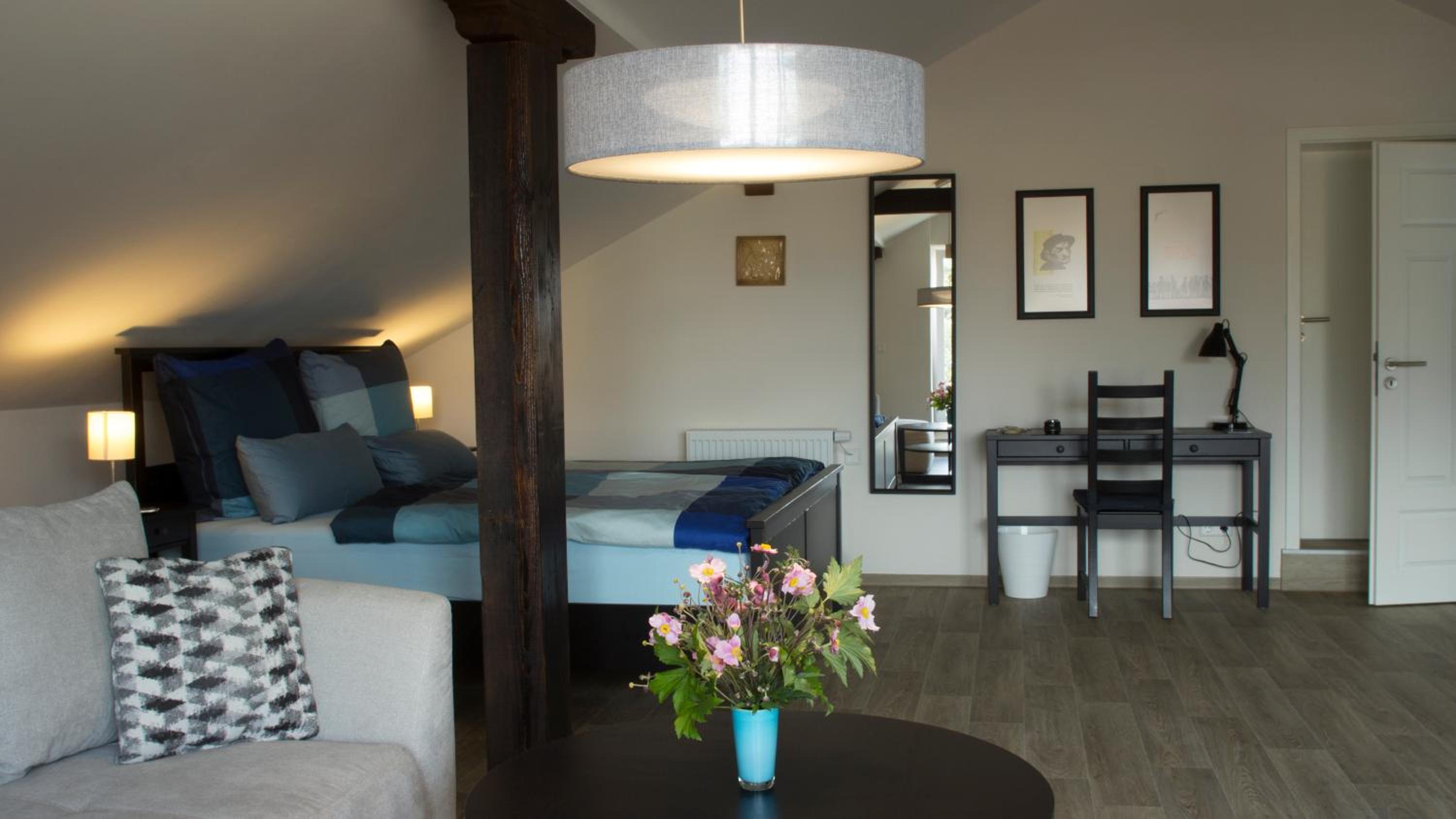 hotel room