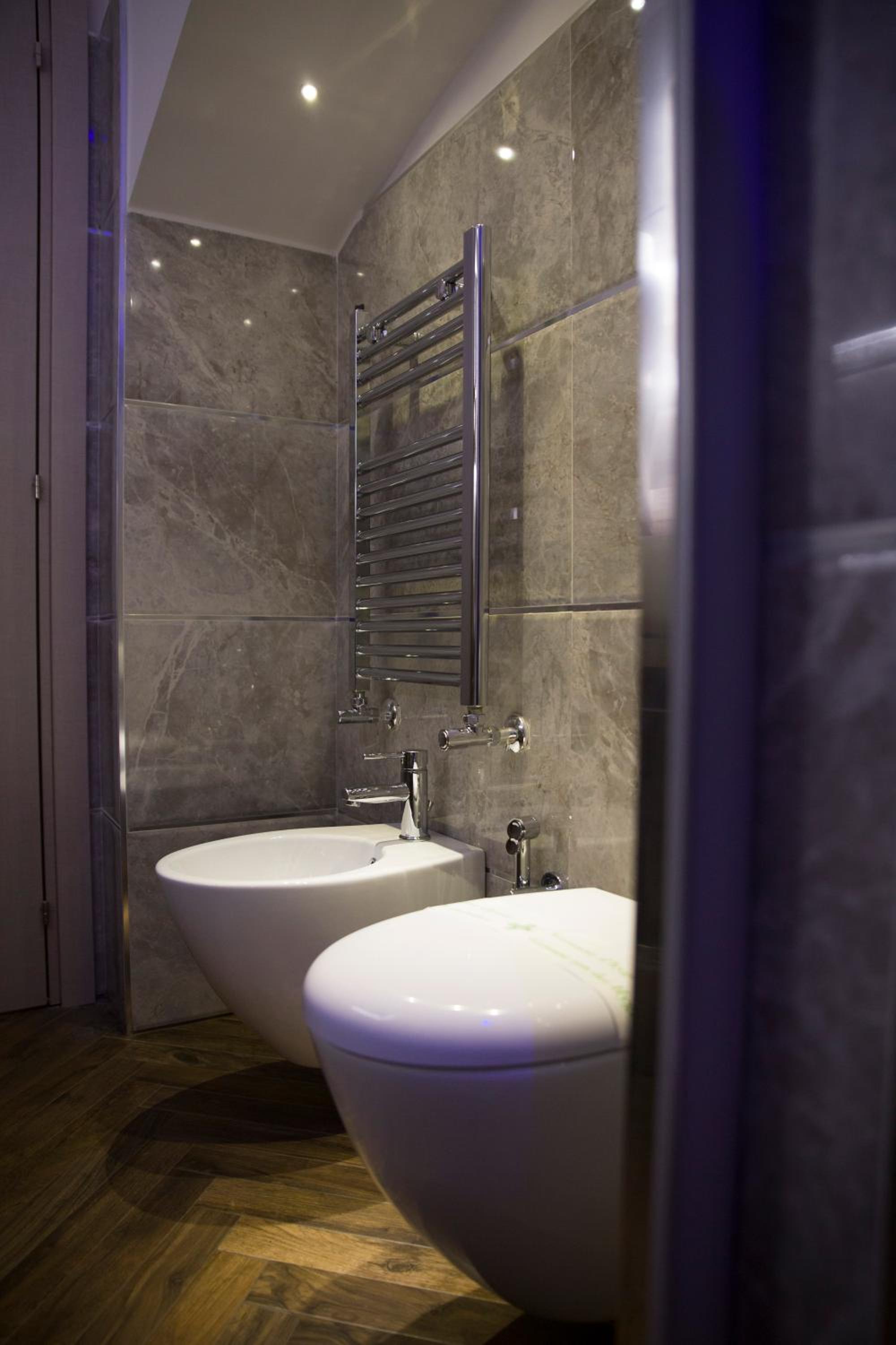 Royal Rooms Luxury Suite