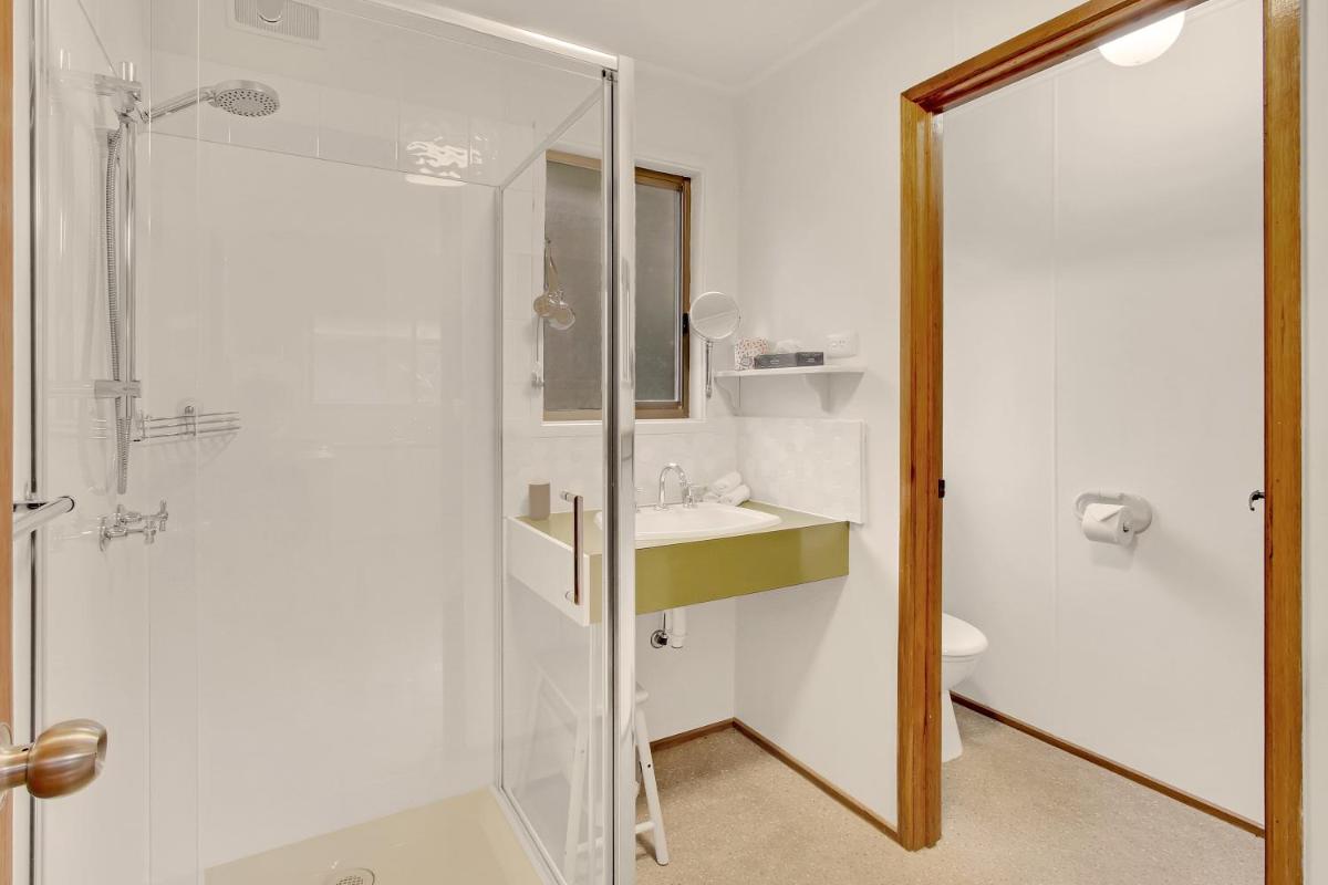 Jetty Road Retreat