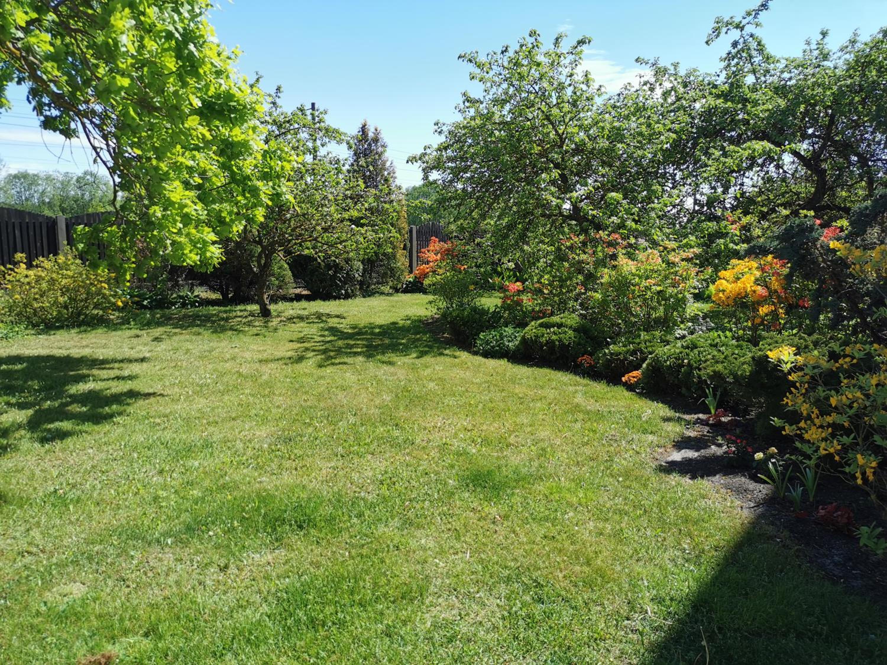 Garden View Home view 3