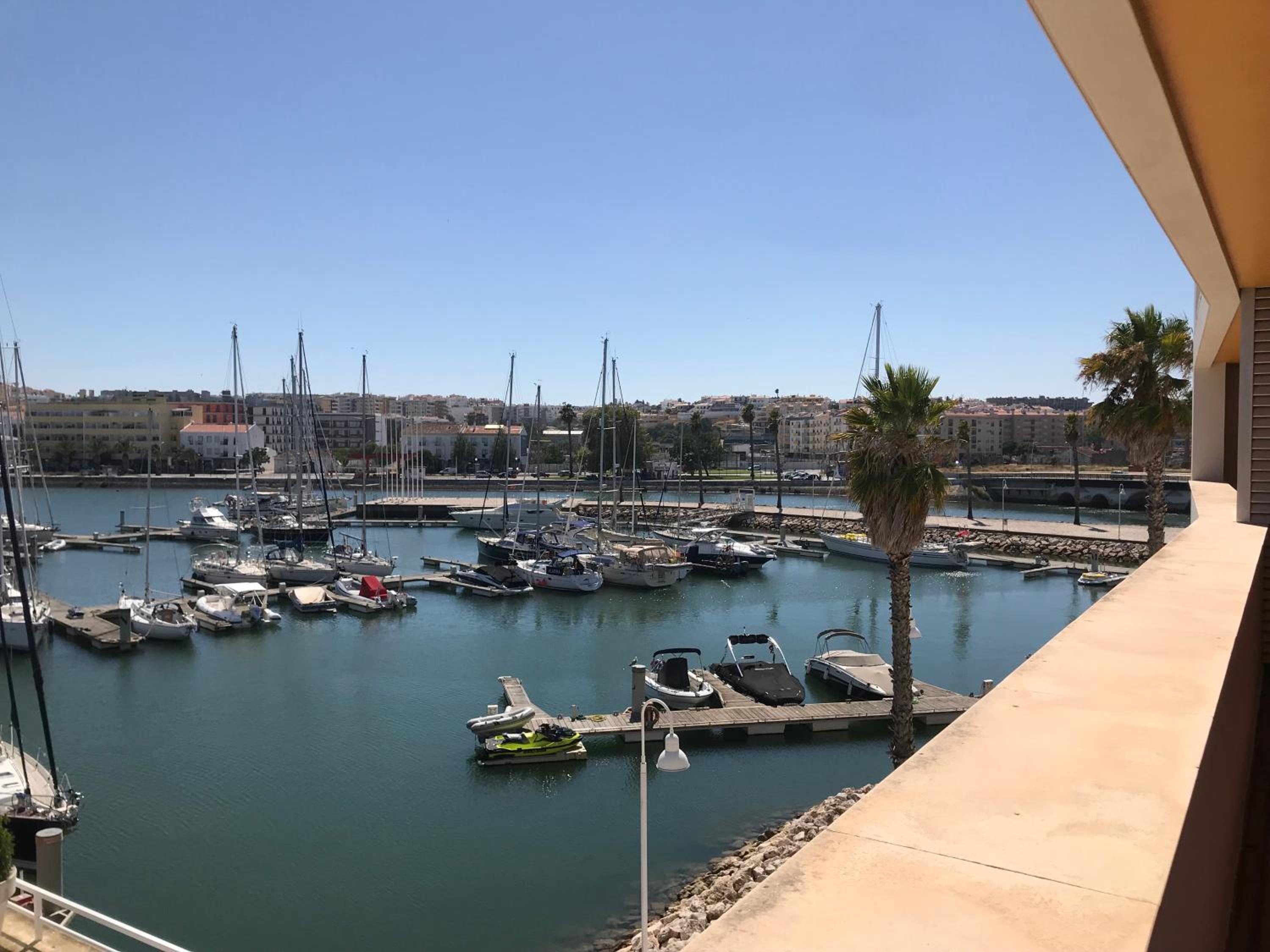 Marina Starboard Apartment, Lagos