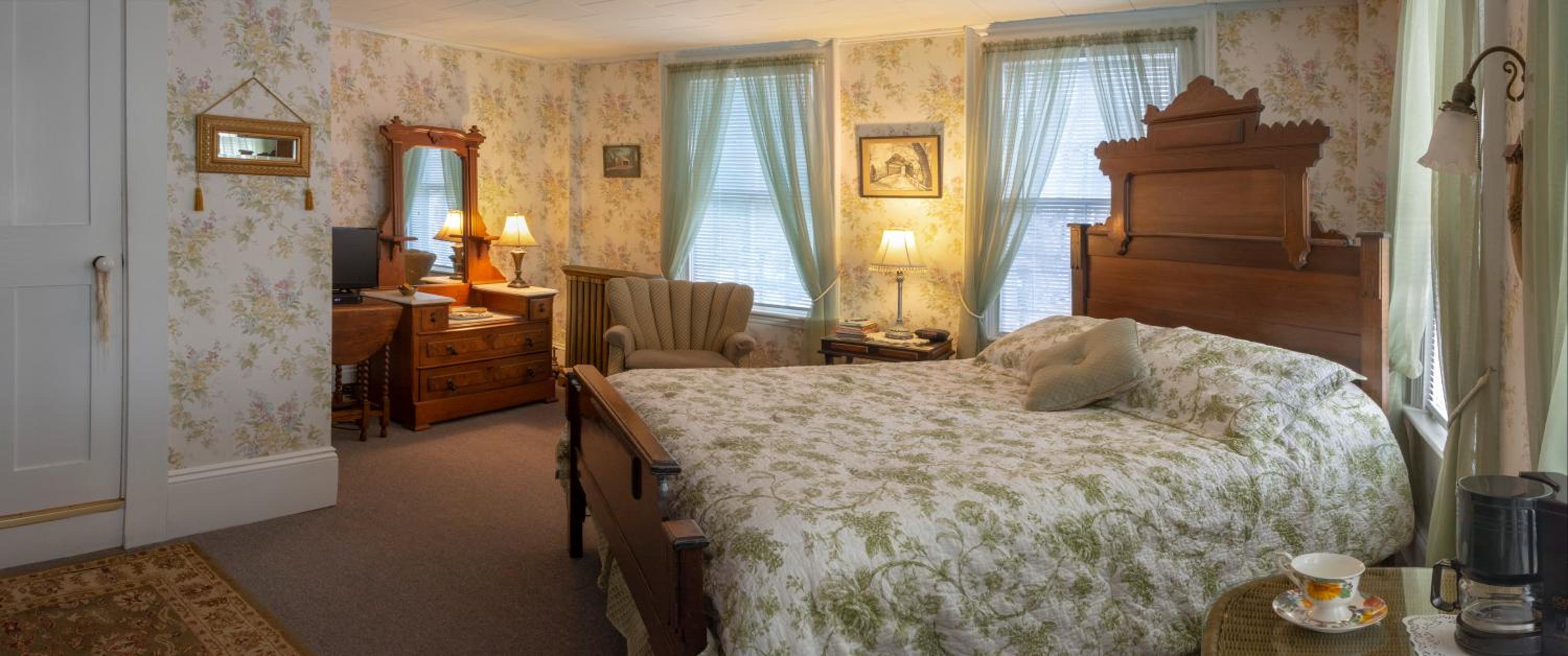 The Bridges Inn at Whitcomb House B&B view 3