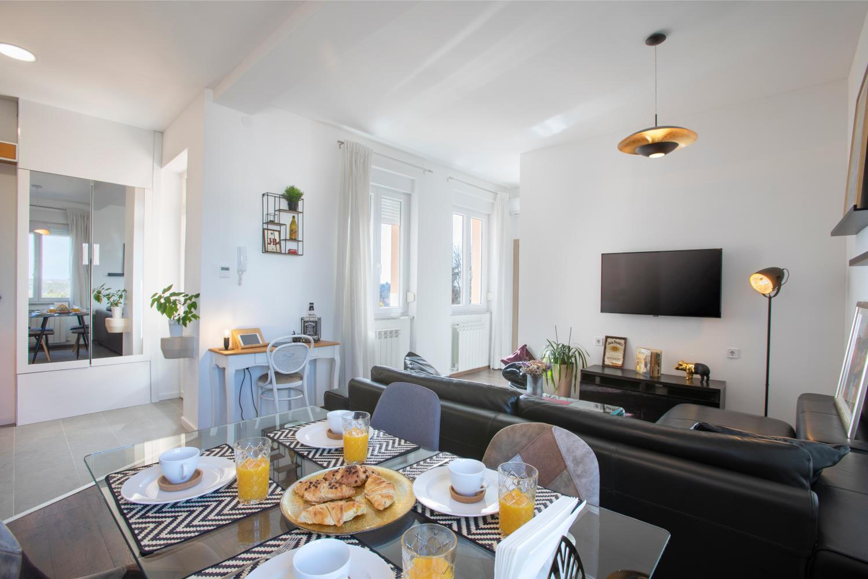 Polai Panorama Apartments with FREE Parking view 5