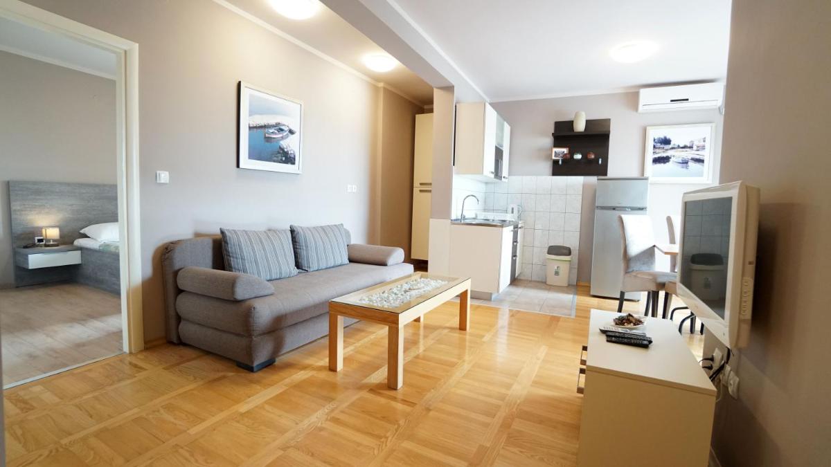 Apartments Paradiso view 3