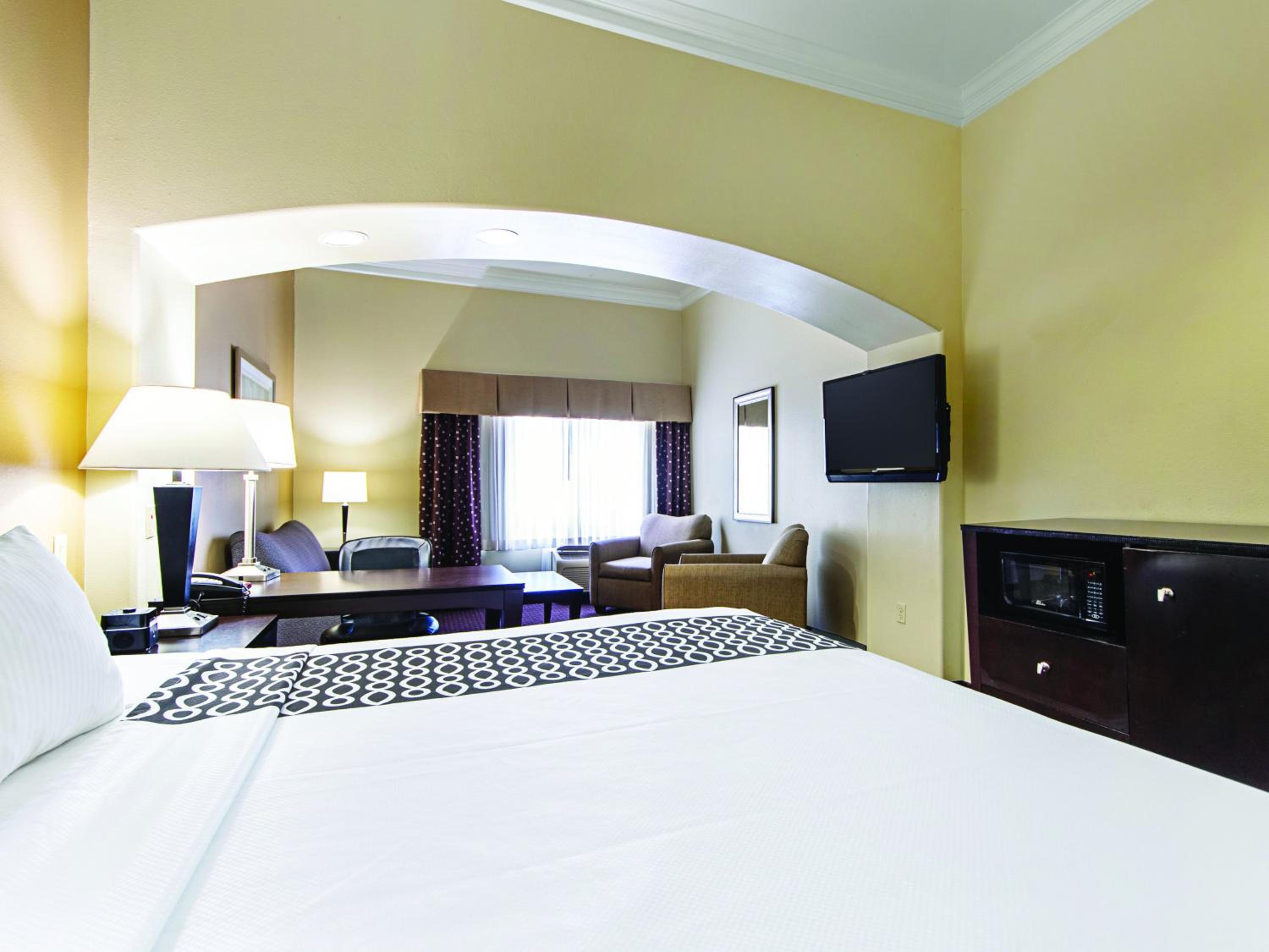 La Quinta by Wyndham Houston New Caney - Property Image 30