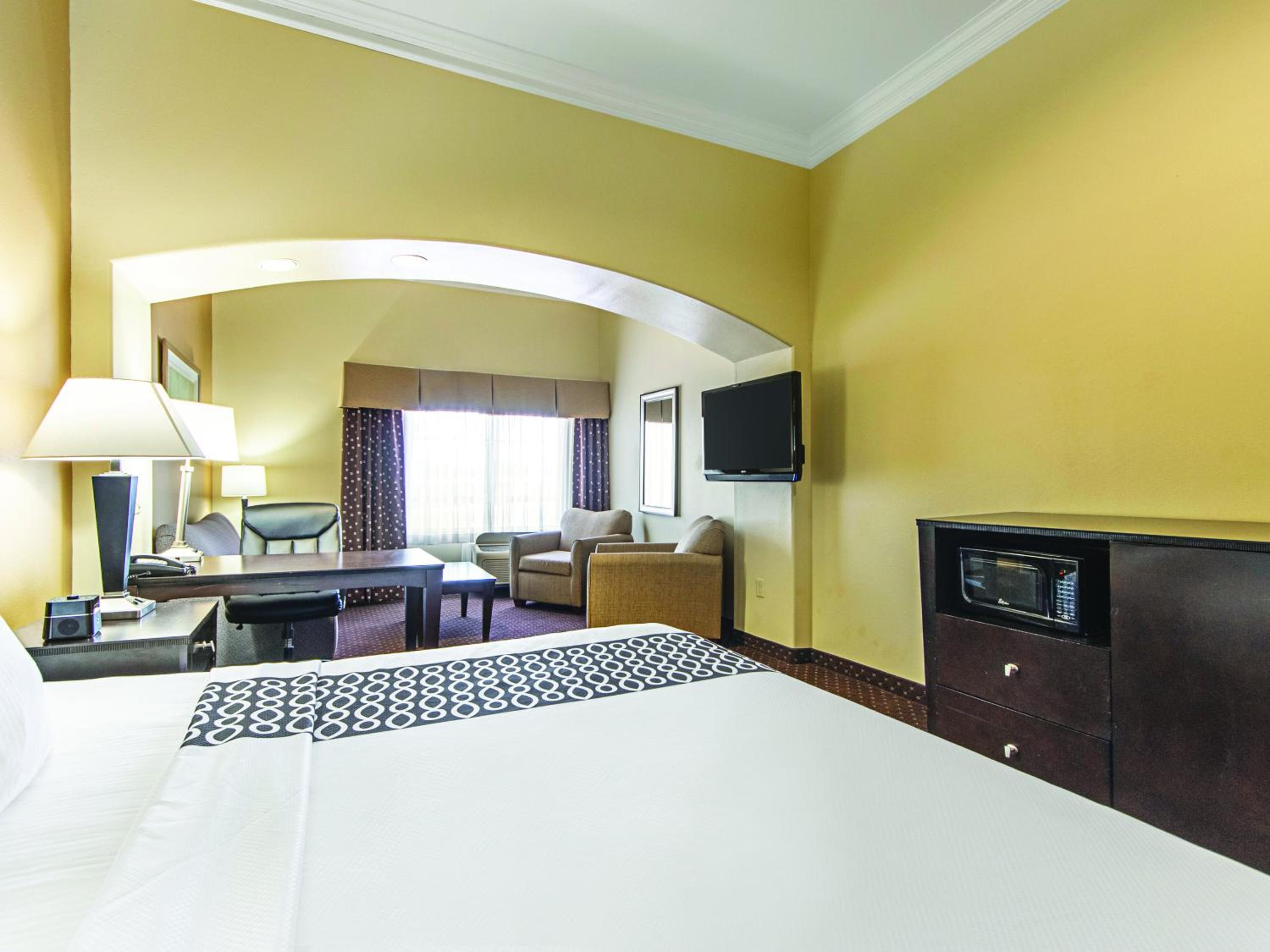 La Quinta by Wyndham Houston New Caney - Property Image 35