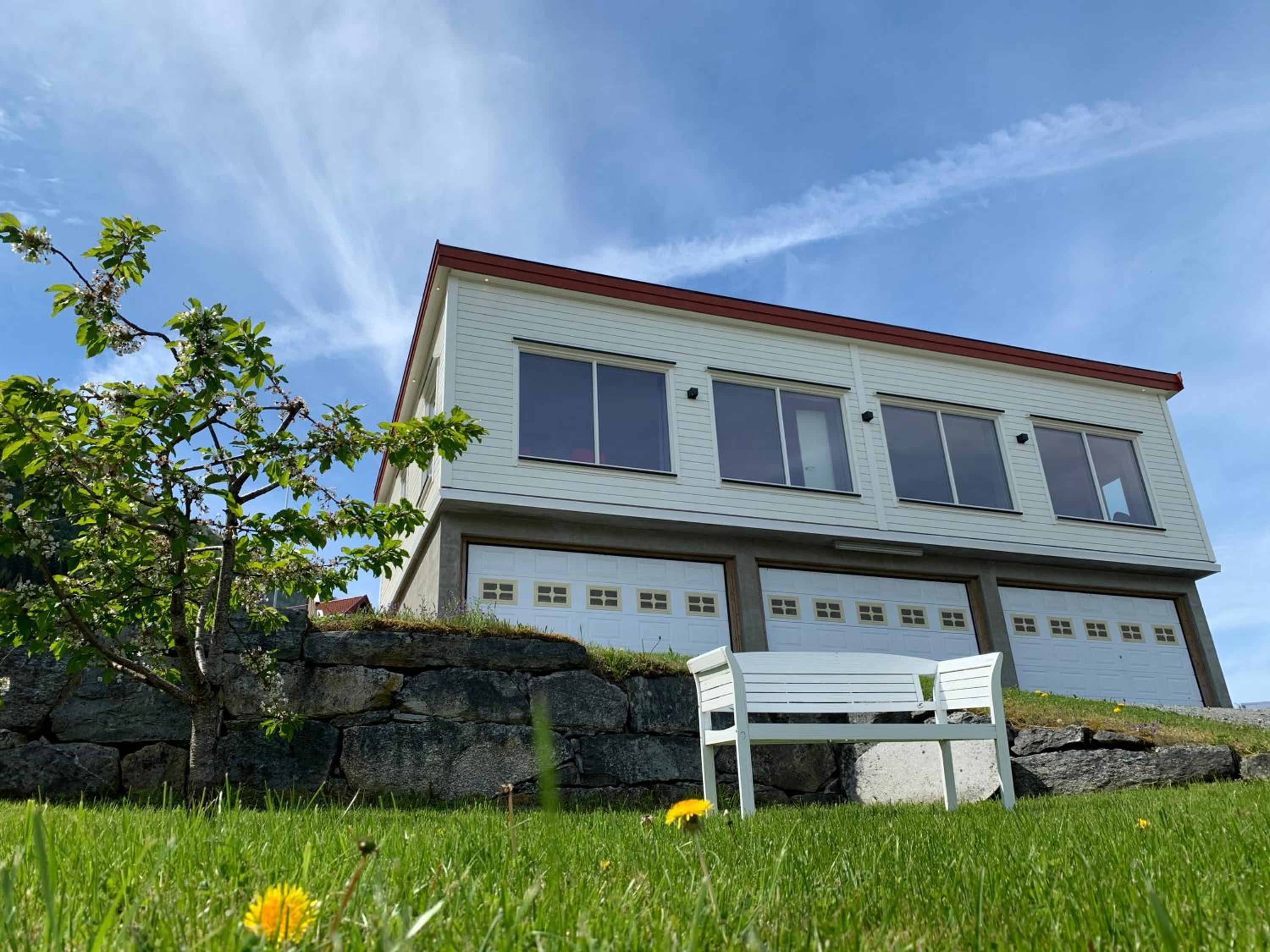 Hotel Olden Fjord Apartments - Image 1