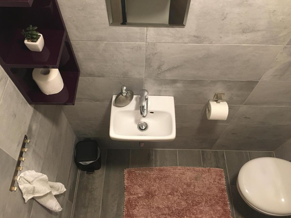 Photo 31