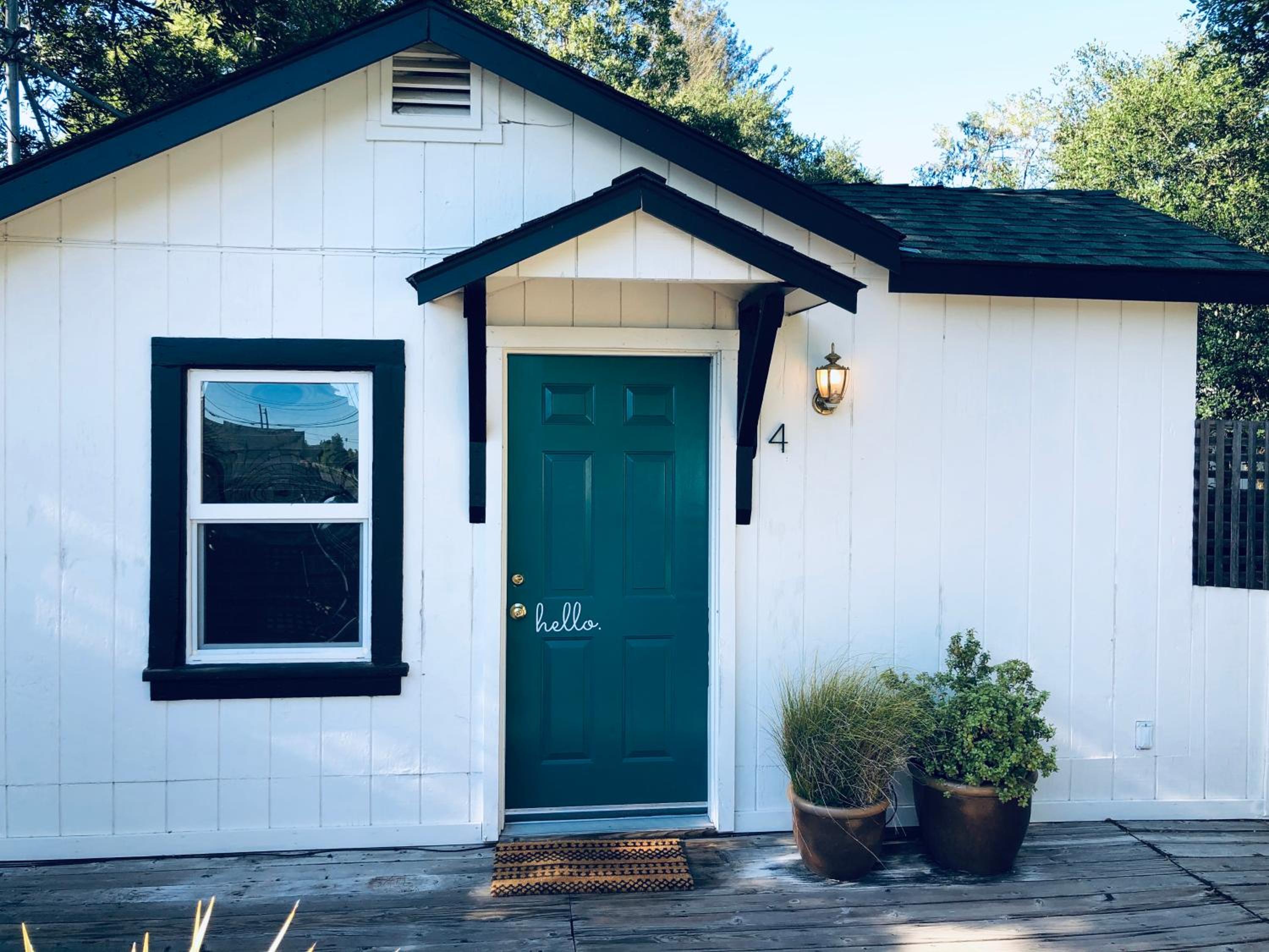 Sonoma's Best Guest Cottages view 4