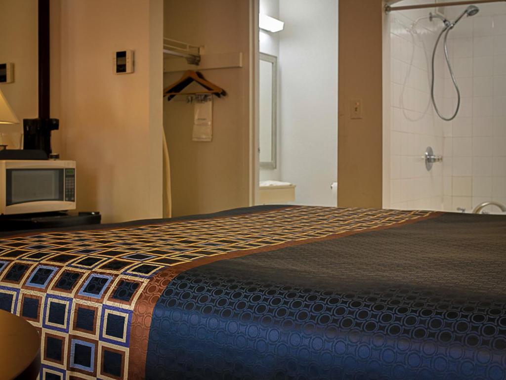 Chico Vacations - Americas Best Value Inn - Chico - Property Image 19