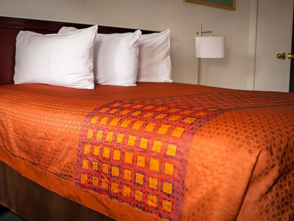 Chico Vacations - Americas Best Value Inn - Chico - Property Image 18