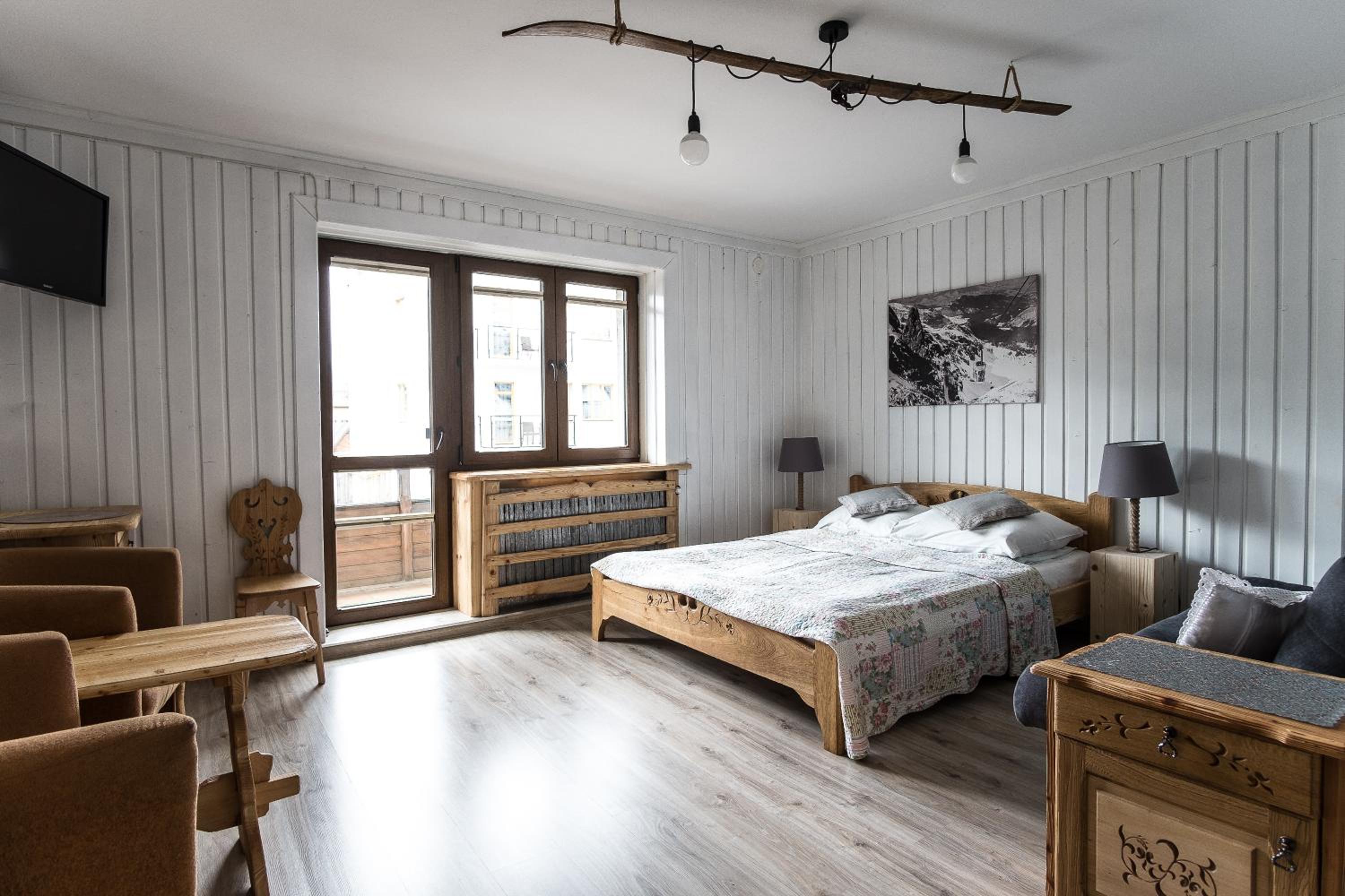 Apartamenty i Pokoje Bacówka Centrum view 2