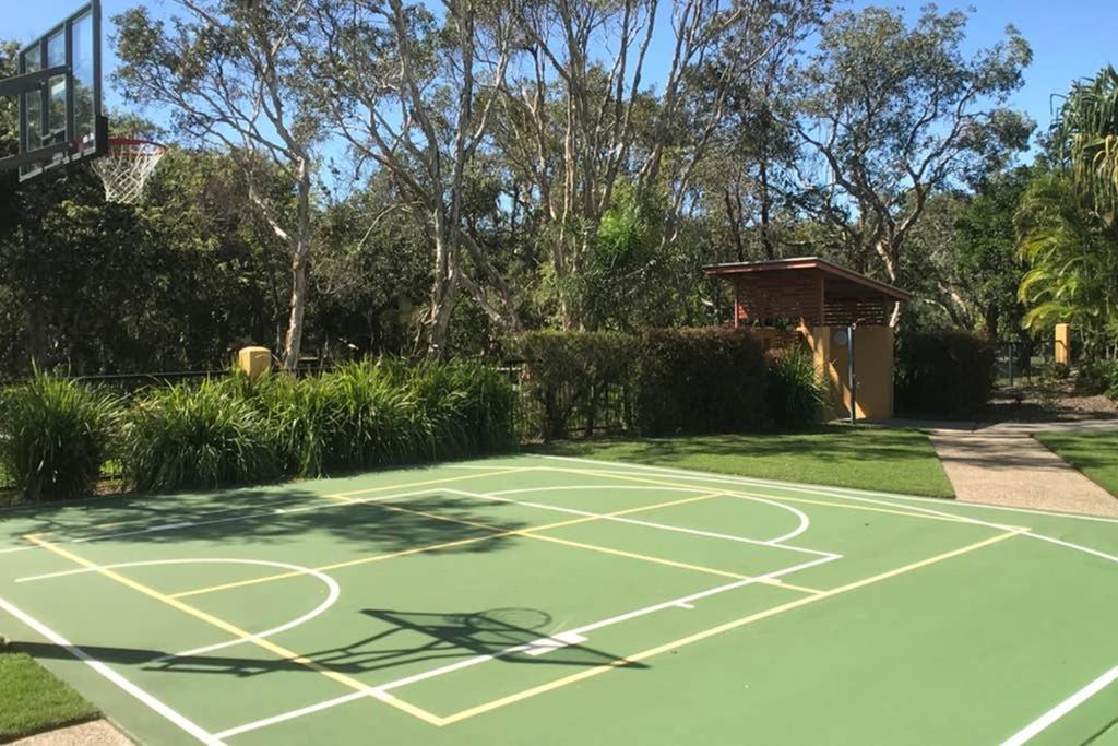 Serene 3BR Beachfront Retreat, Relax & Reconnect