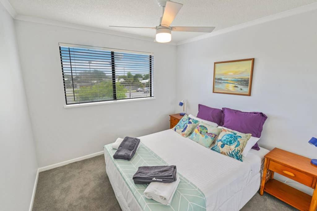 Serene 3BR Beachfront Retreat, Relax & Reconnect