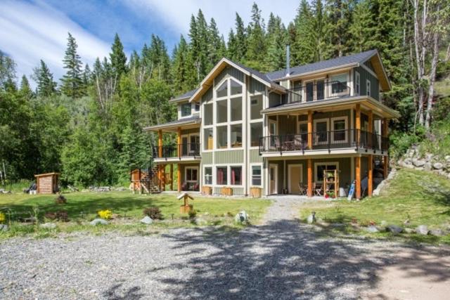 Sun Peaks Vacations - Peaks Bed and Breakfast - Property Image 1