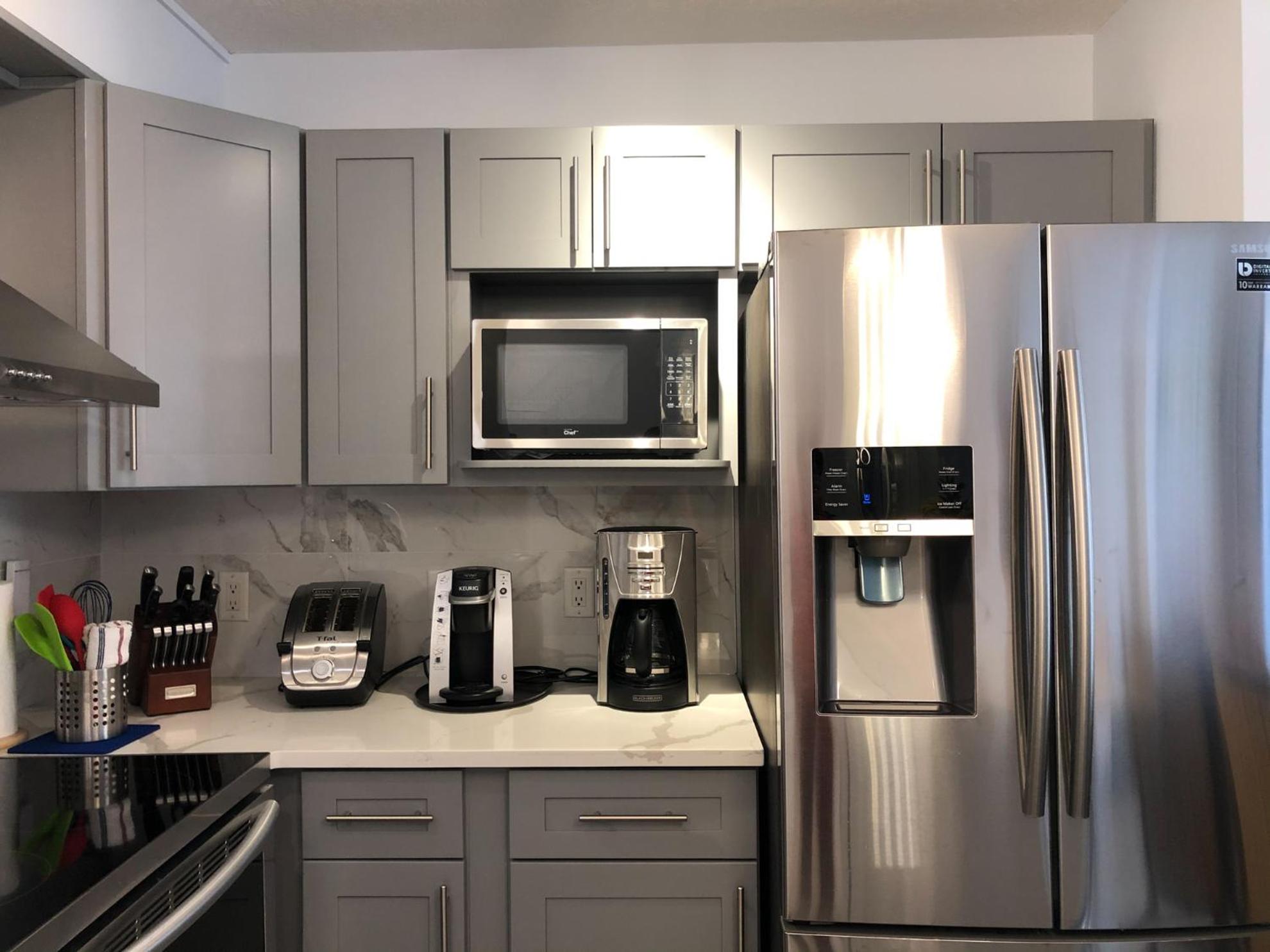 Anniversary and Honeymoon 1 Bedroom Suite 168