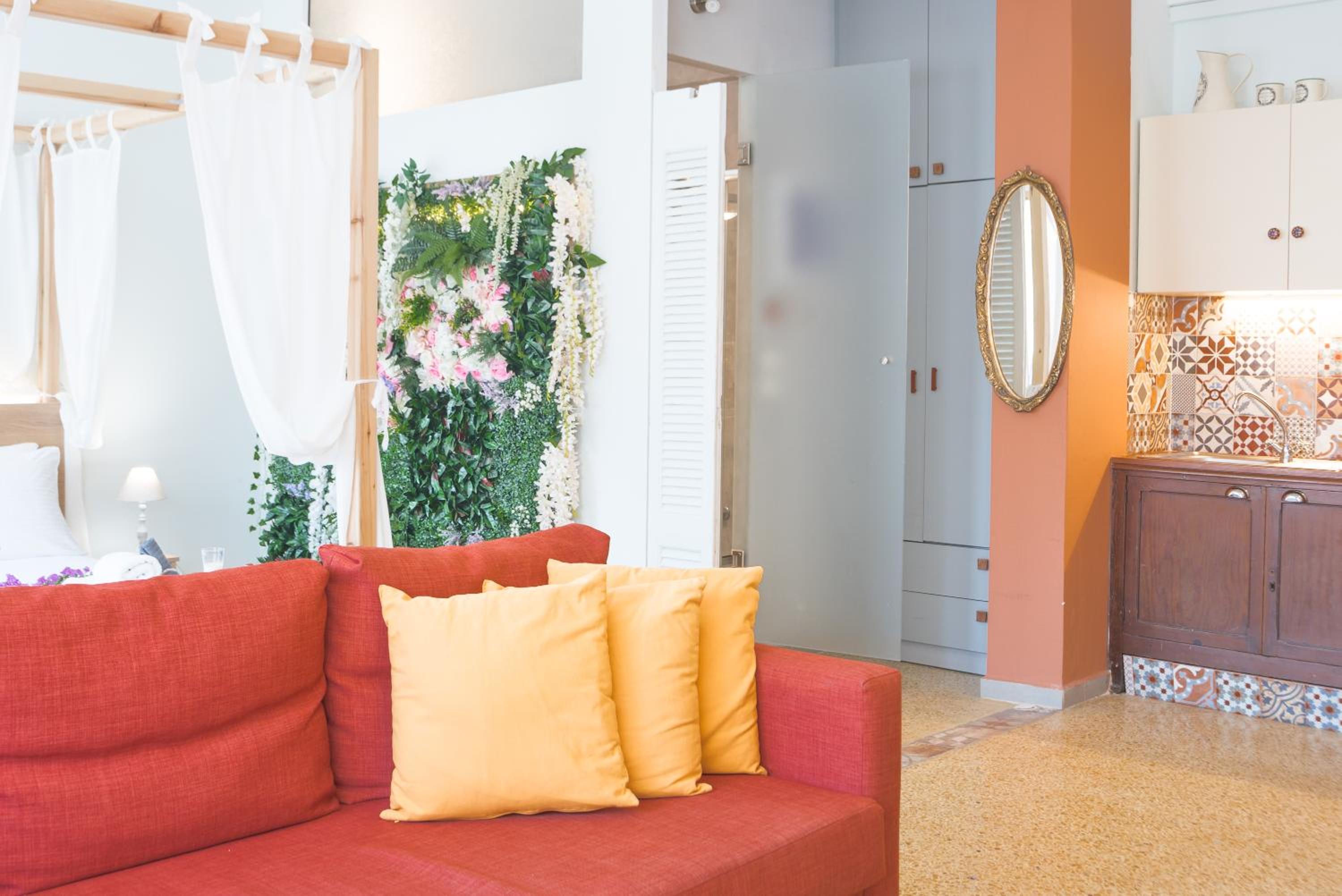 Na'maste Apartments