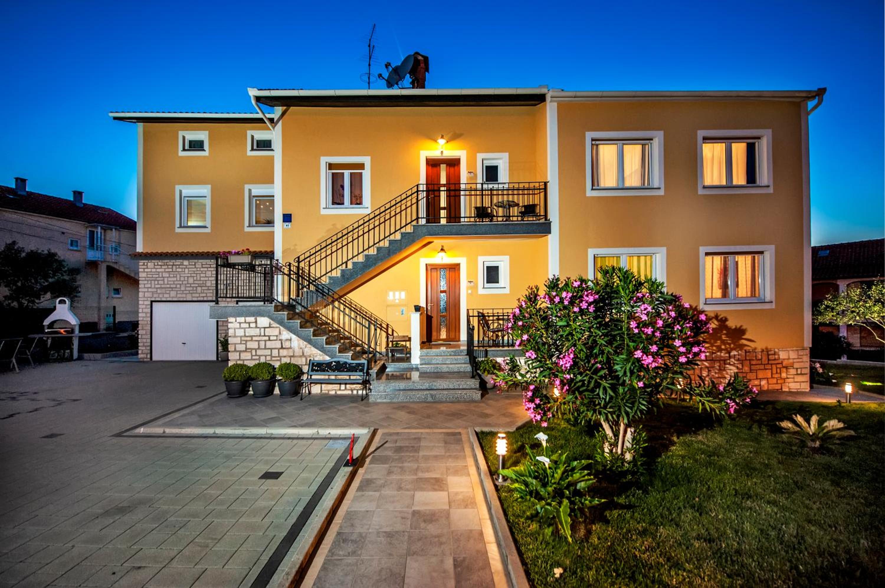 Apartments Euphemia view 5