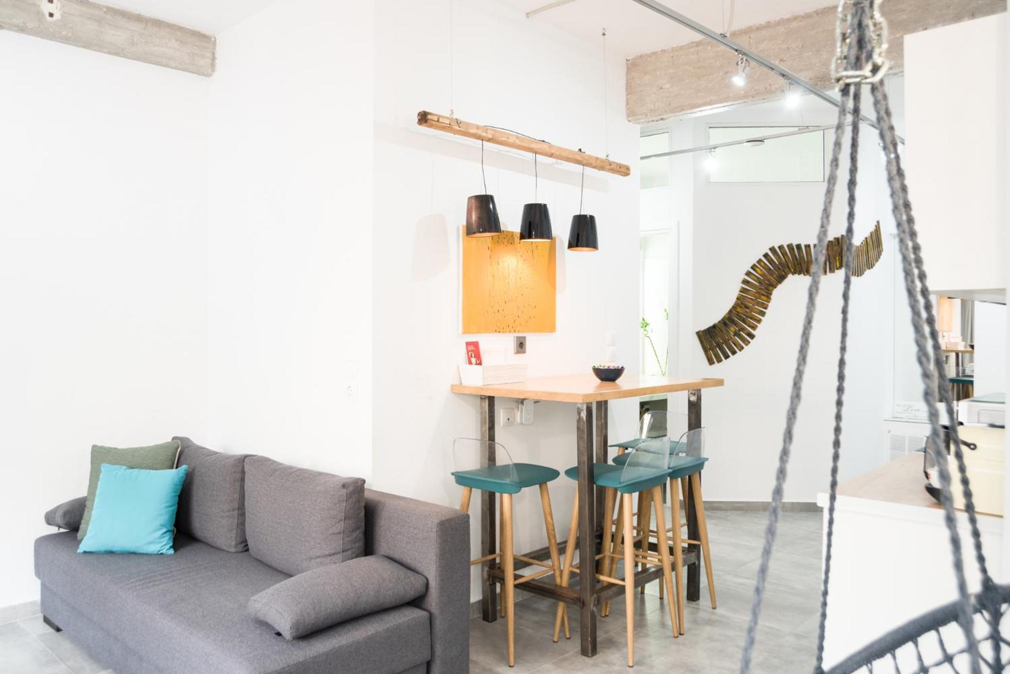 Na'maste Apartments