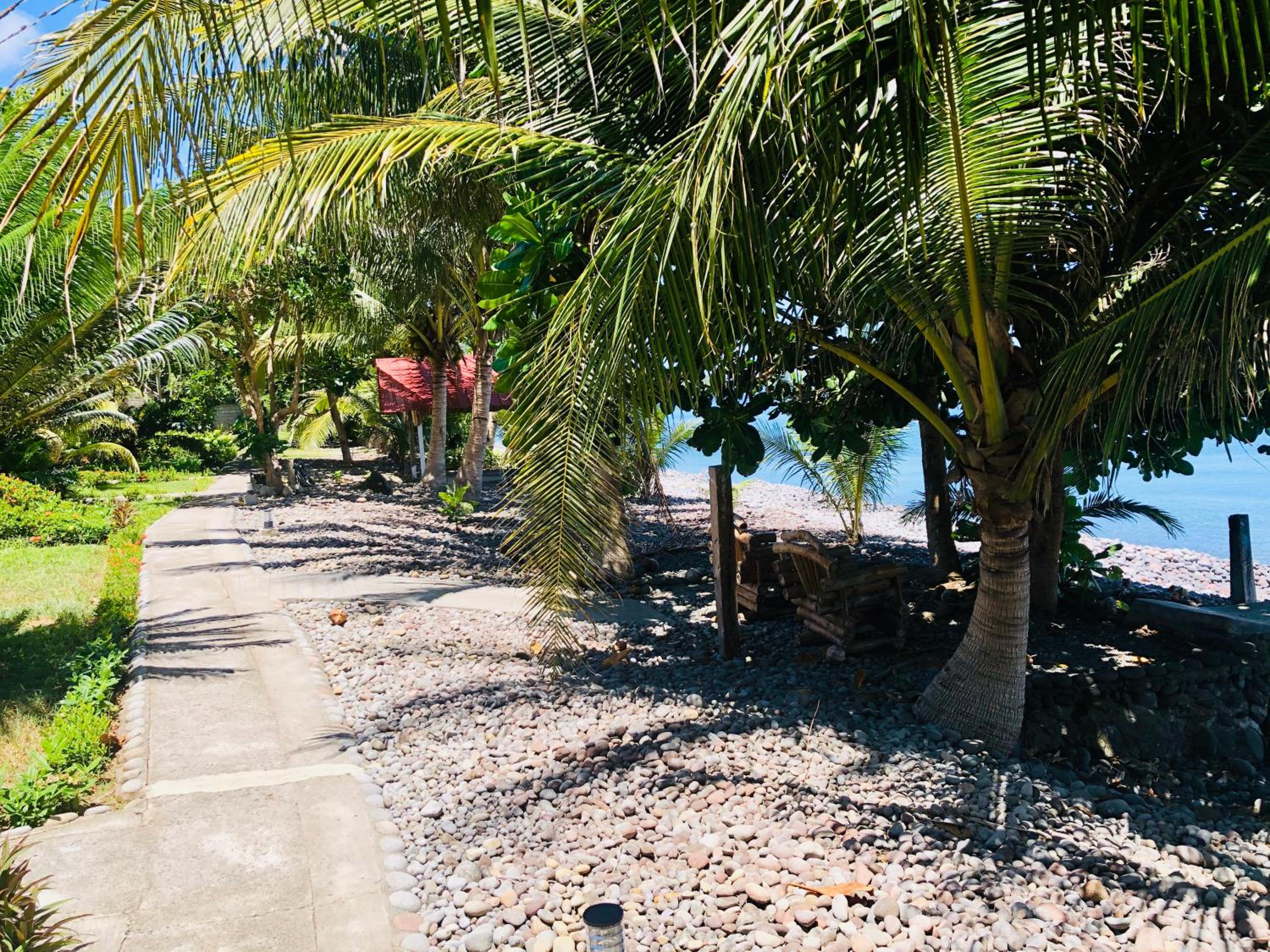 Pintuyan Dive Resort