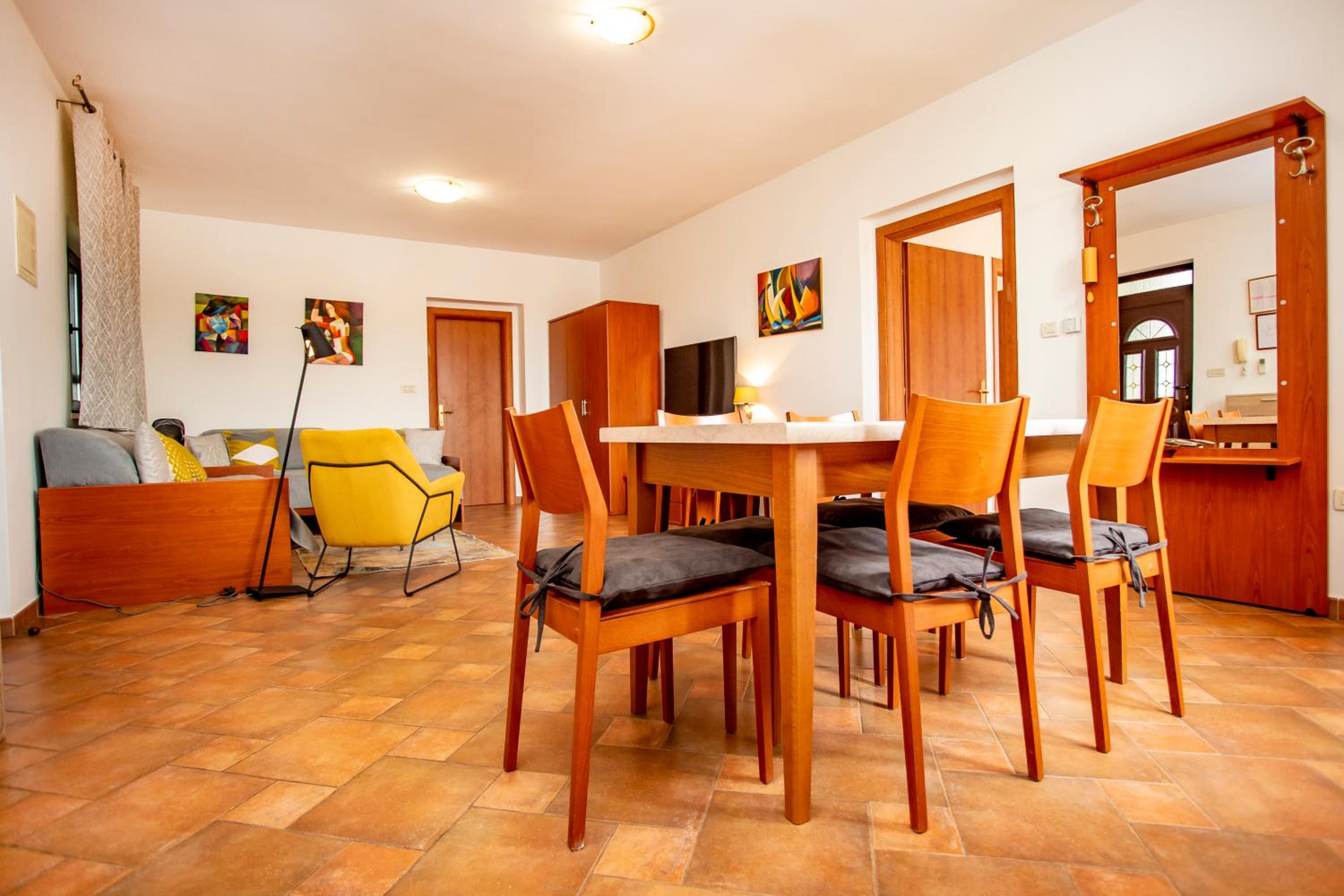 Apartments Maller