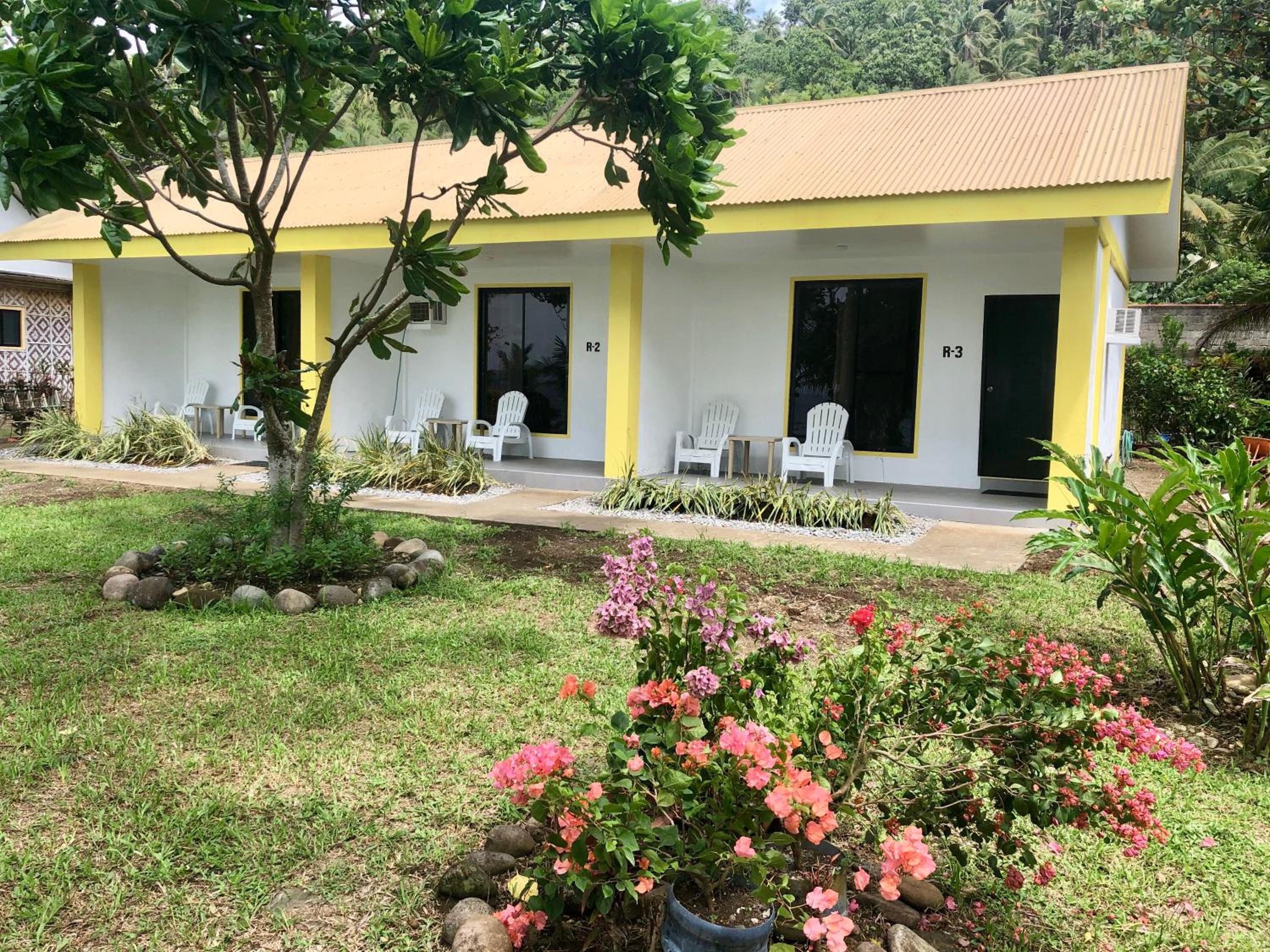 Pintuyan Dive Resort