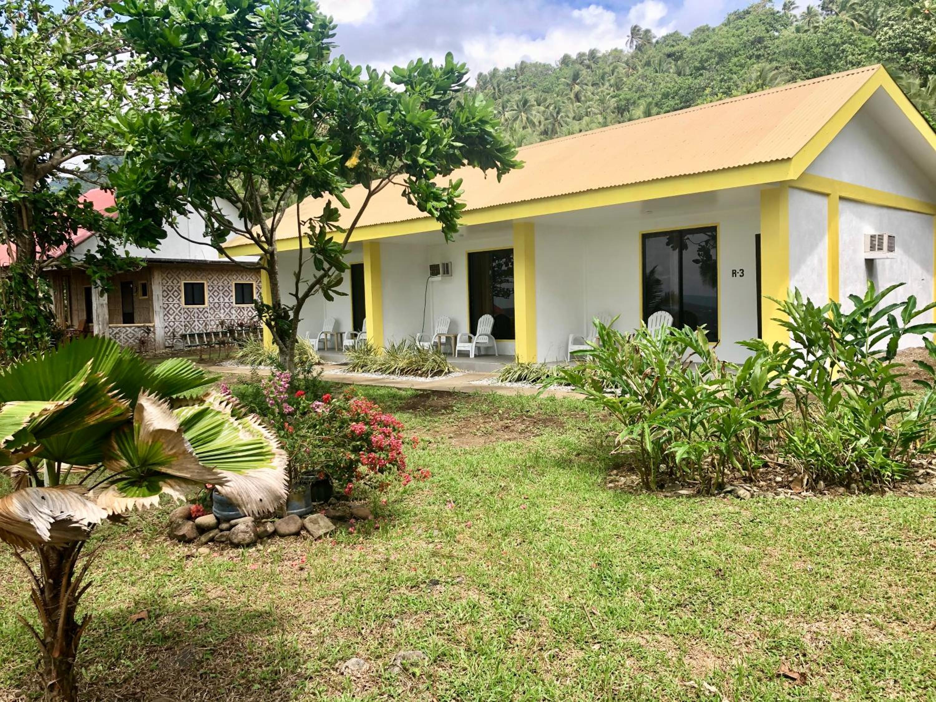 Pintuyan Dive Resort