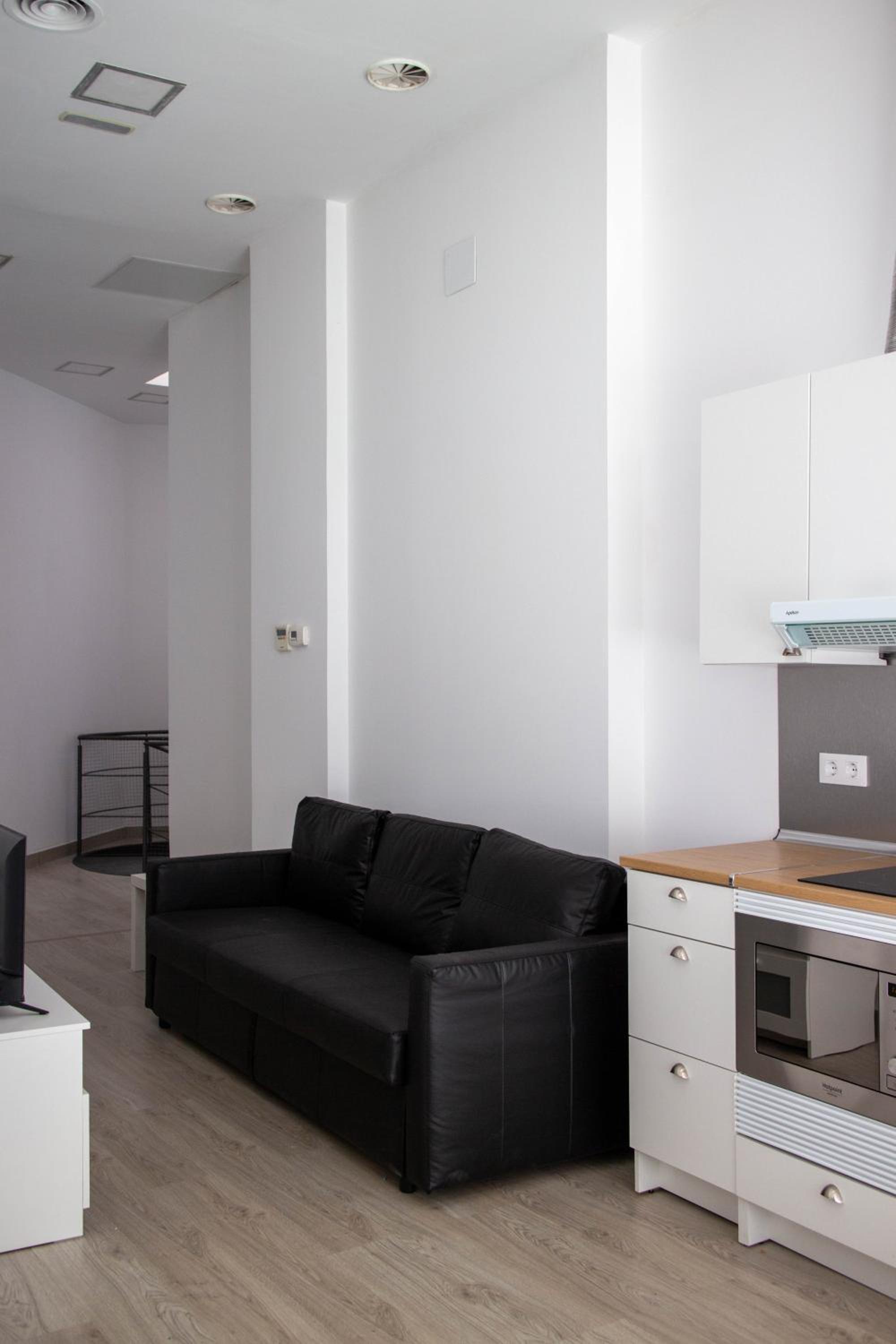 L&G Madrid Apartments