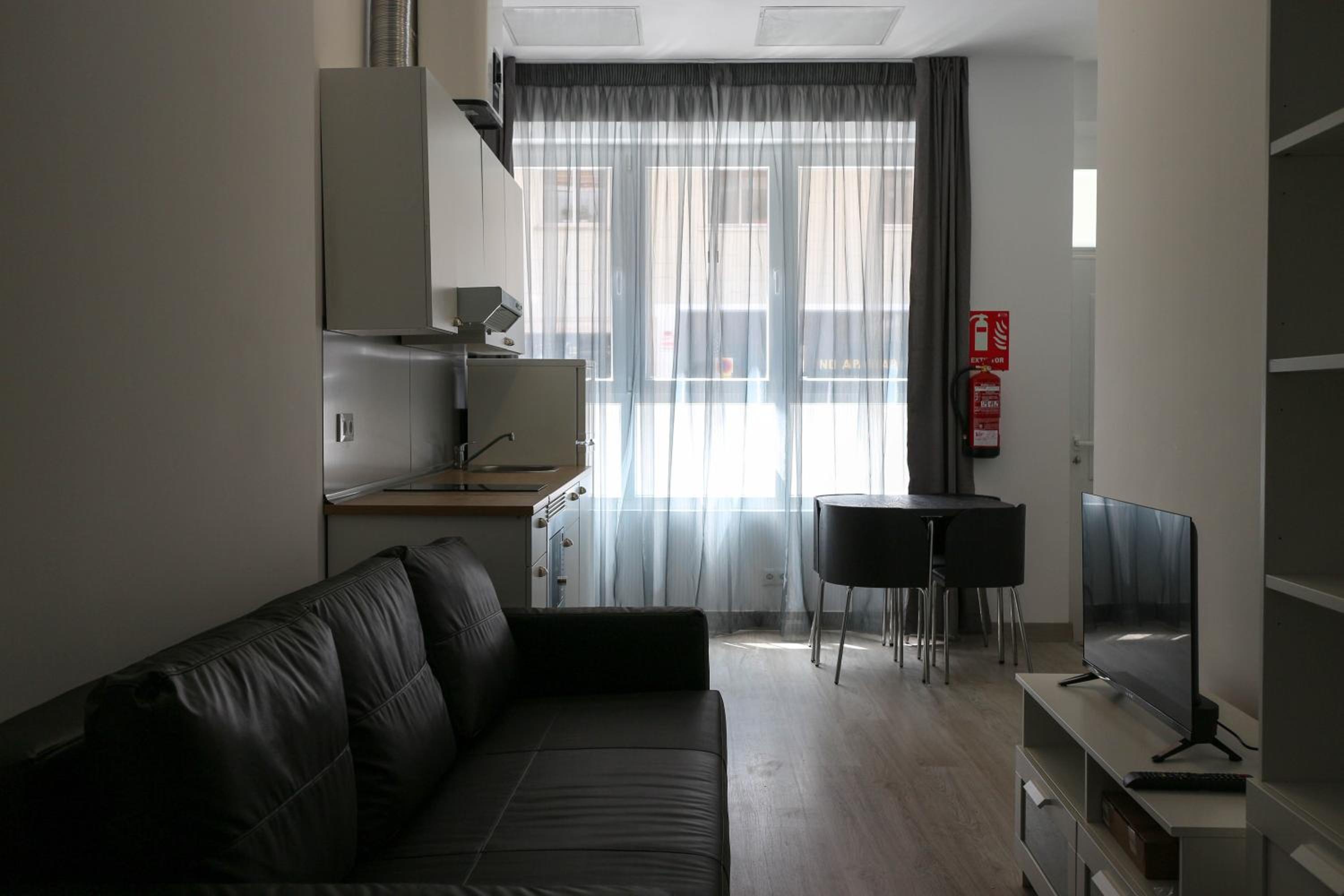 L&G Madrid Apartments