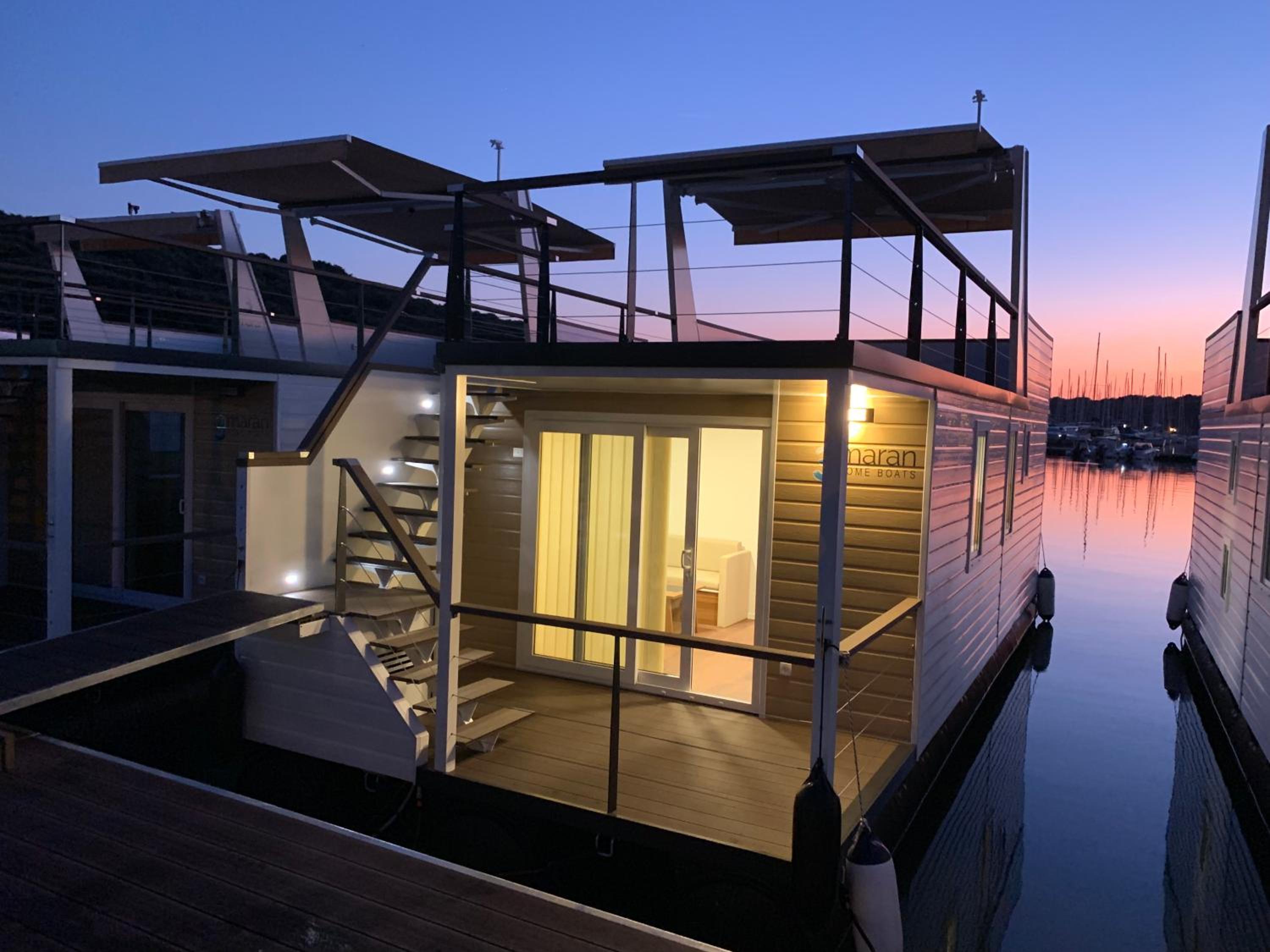 Floating House - ARENA 2 view 3