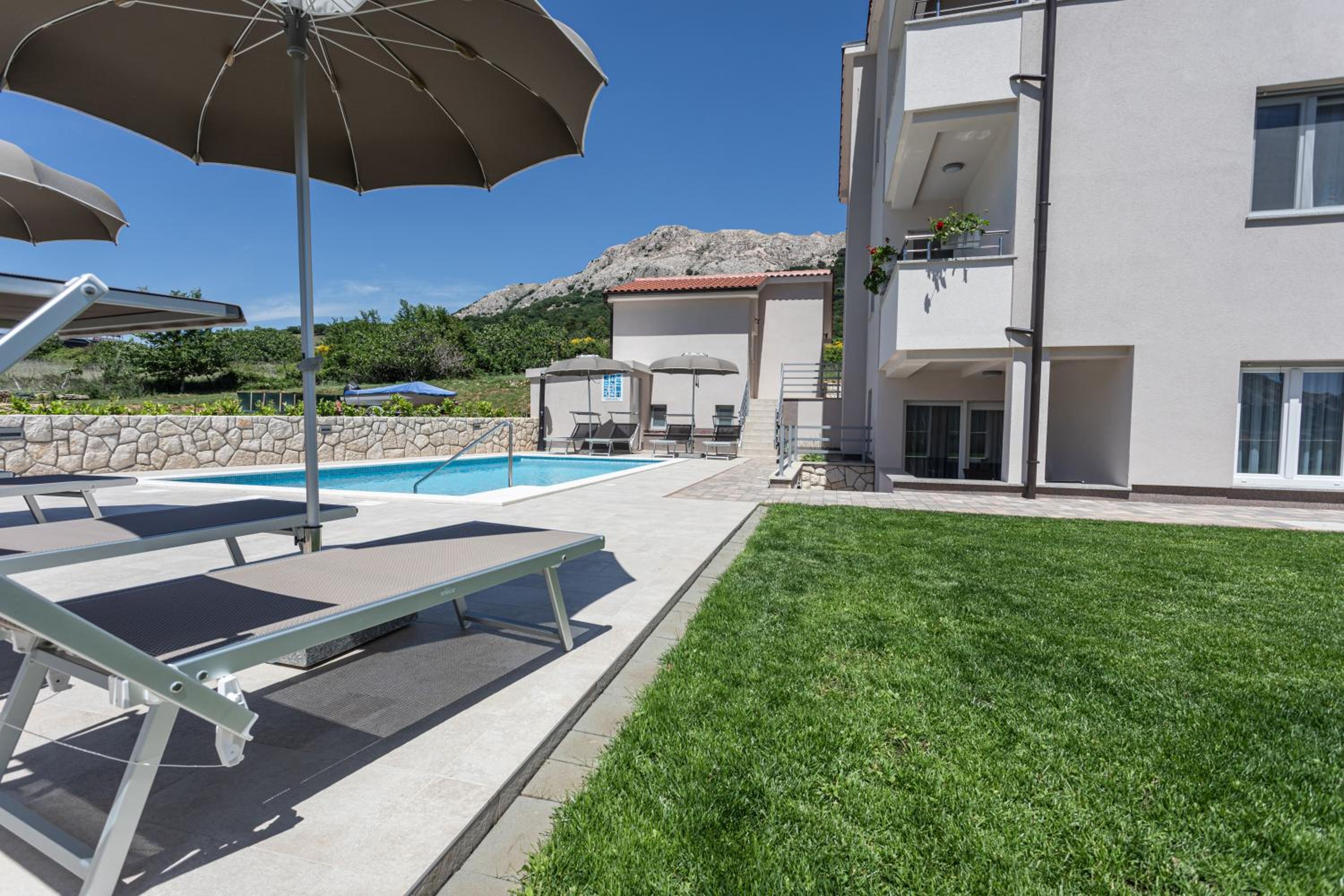 Apartments Mateo view 3