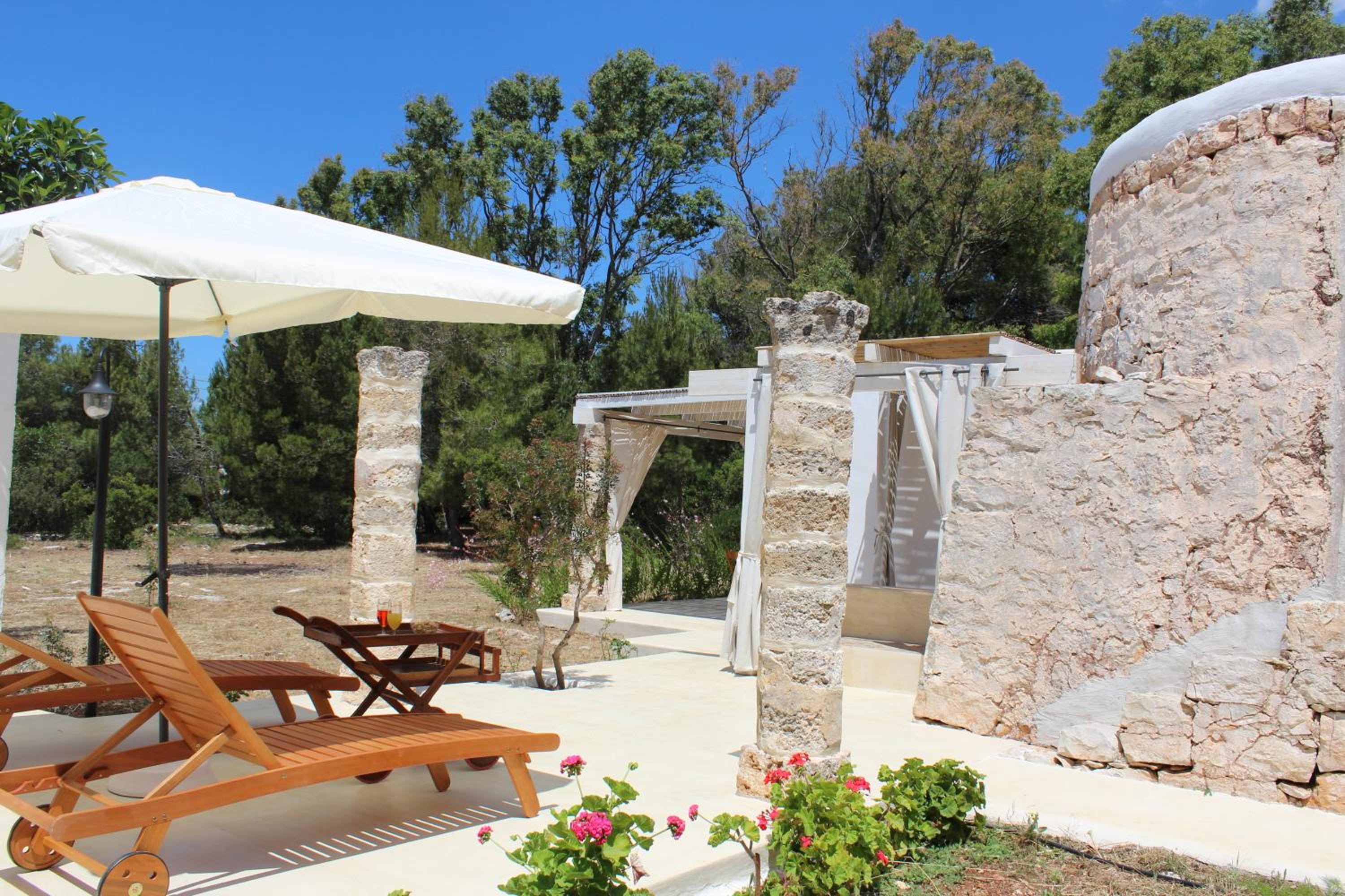 Trullo Le Macchie view 2
