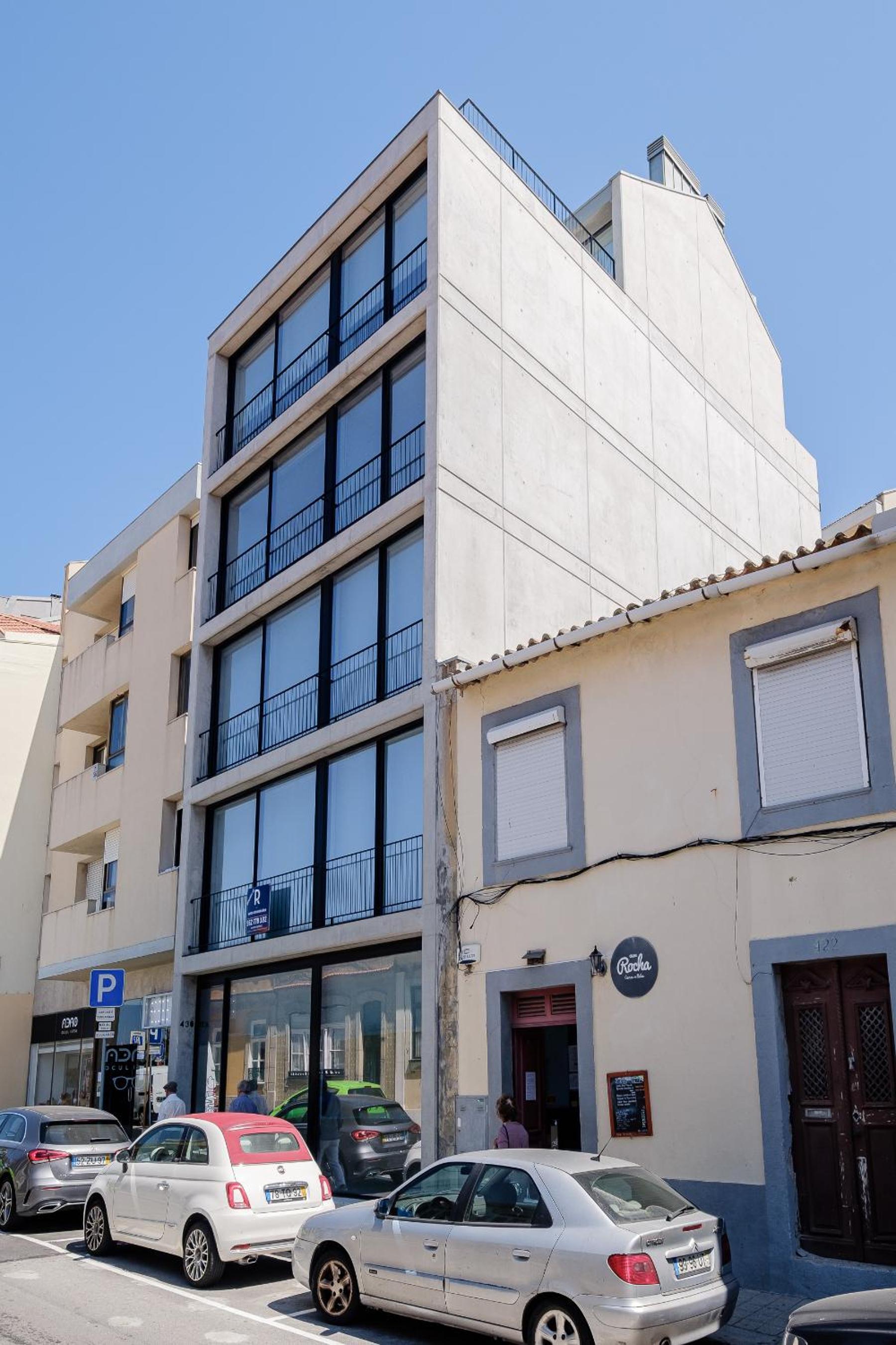 Boutique Rentals- Bliss By The Sea Apt- Ocean views in Foz Beach view 2