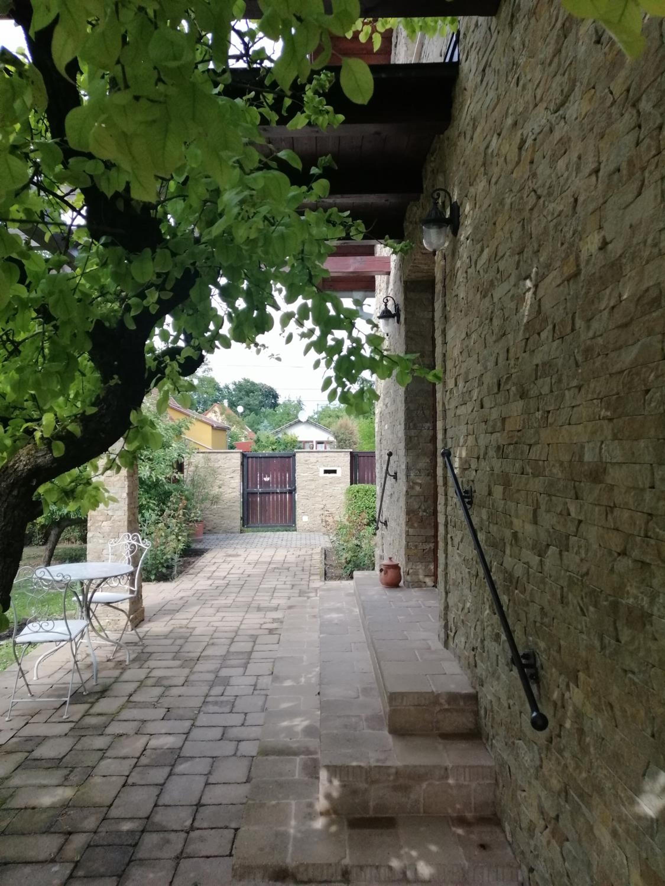 Photo 15