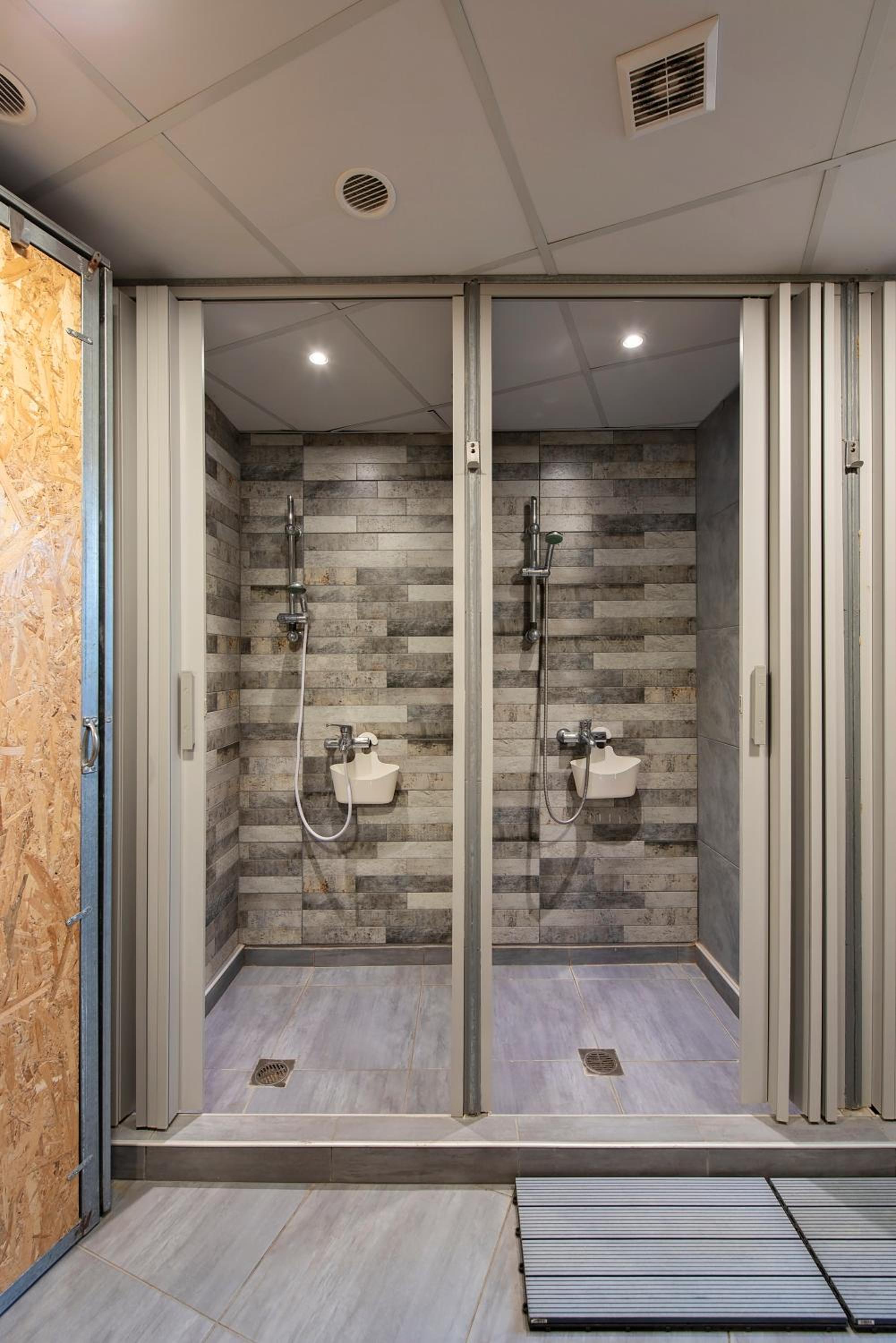 Bedbox Hostel
