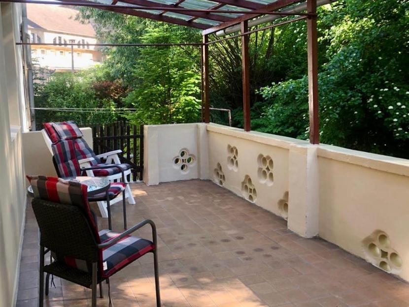 Ferienwohnung Im Damm - private Terrasse