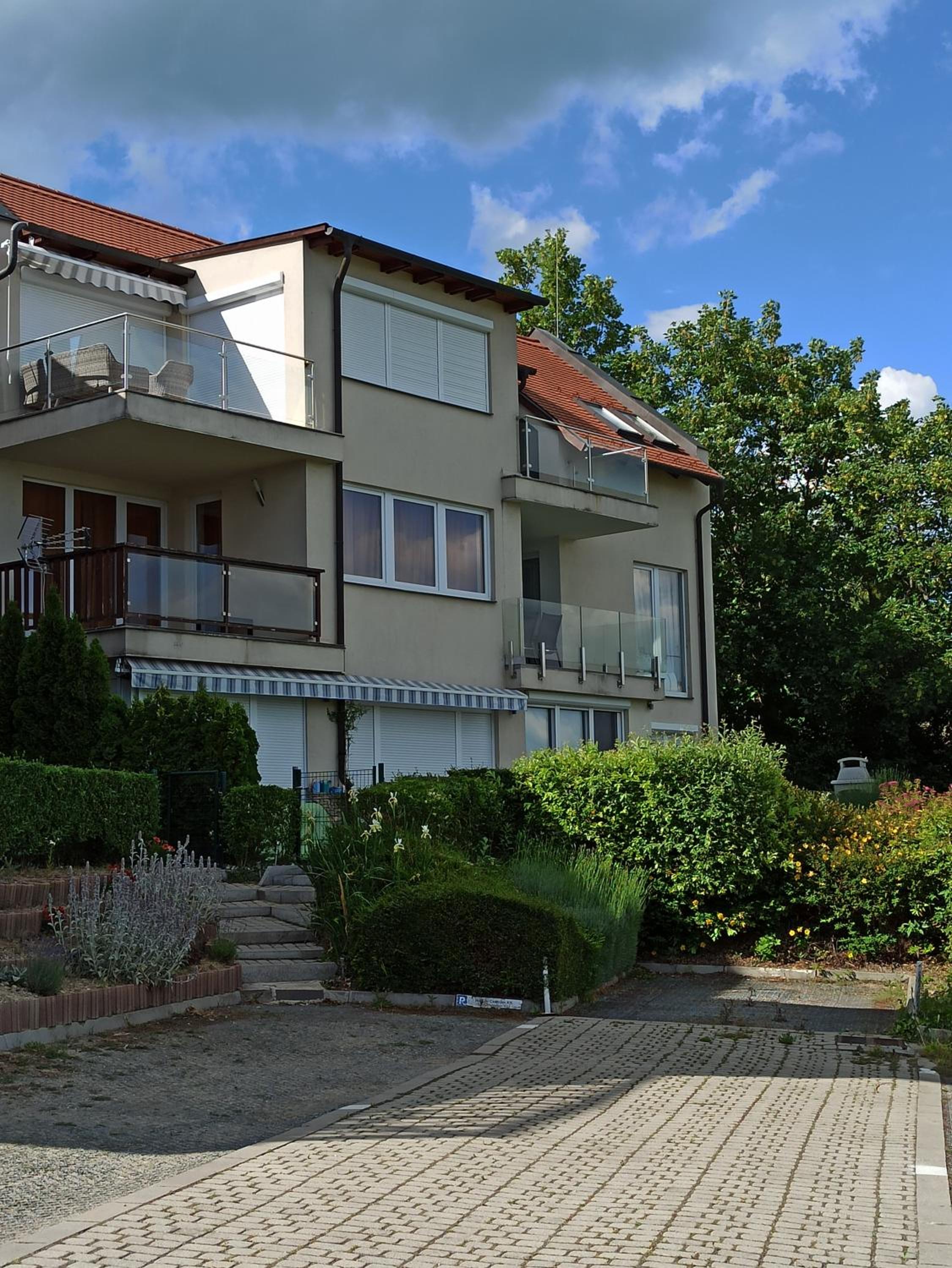 Hotel Marcelo Deluxe Apartment