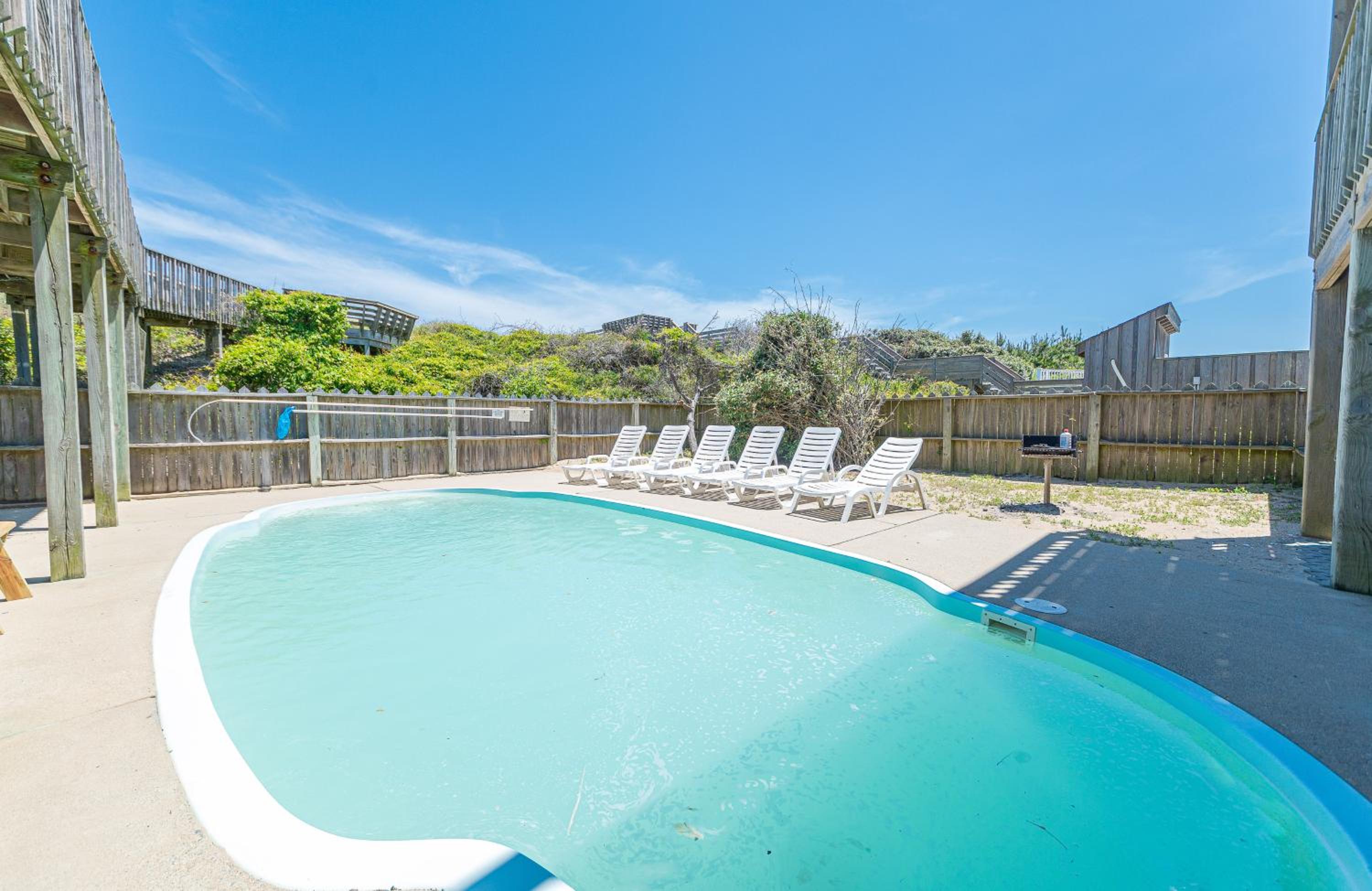 Smooth Sailing - Nags Head MP 10, Oceanfront, Ocean View, Pool, Hot Tub, Pets OK, Flex Stays