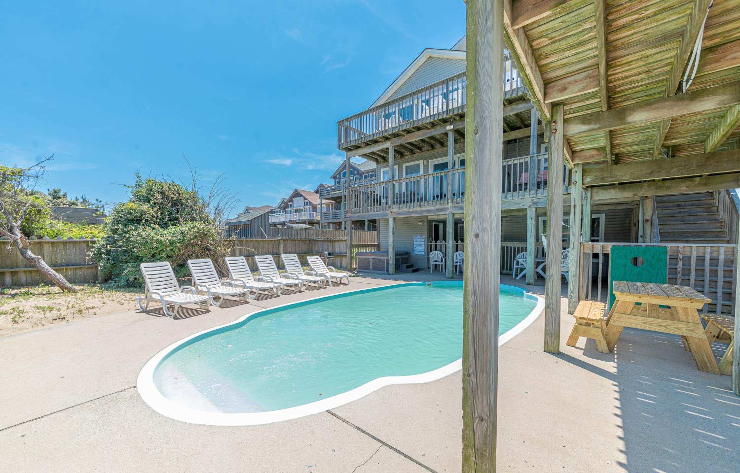 Smooth Sailing - Nags Head MP 10, Oceanfront, Ocean View, Pool, Hot Tub, Pets OK, Flex Stays