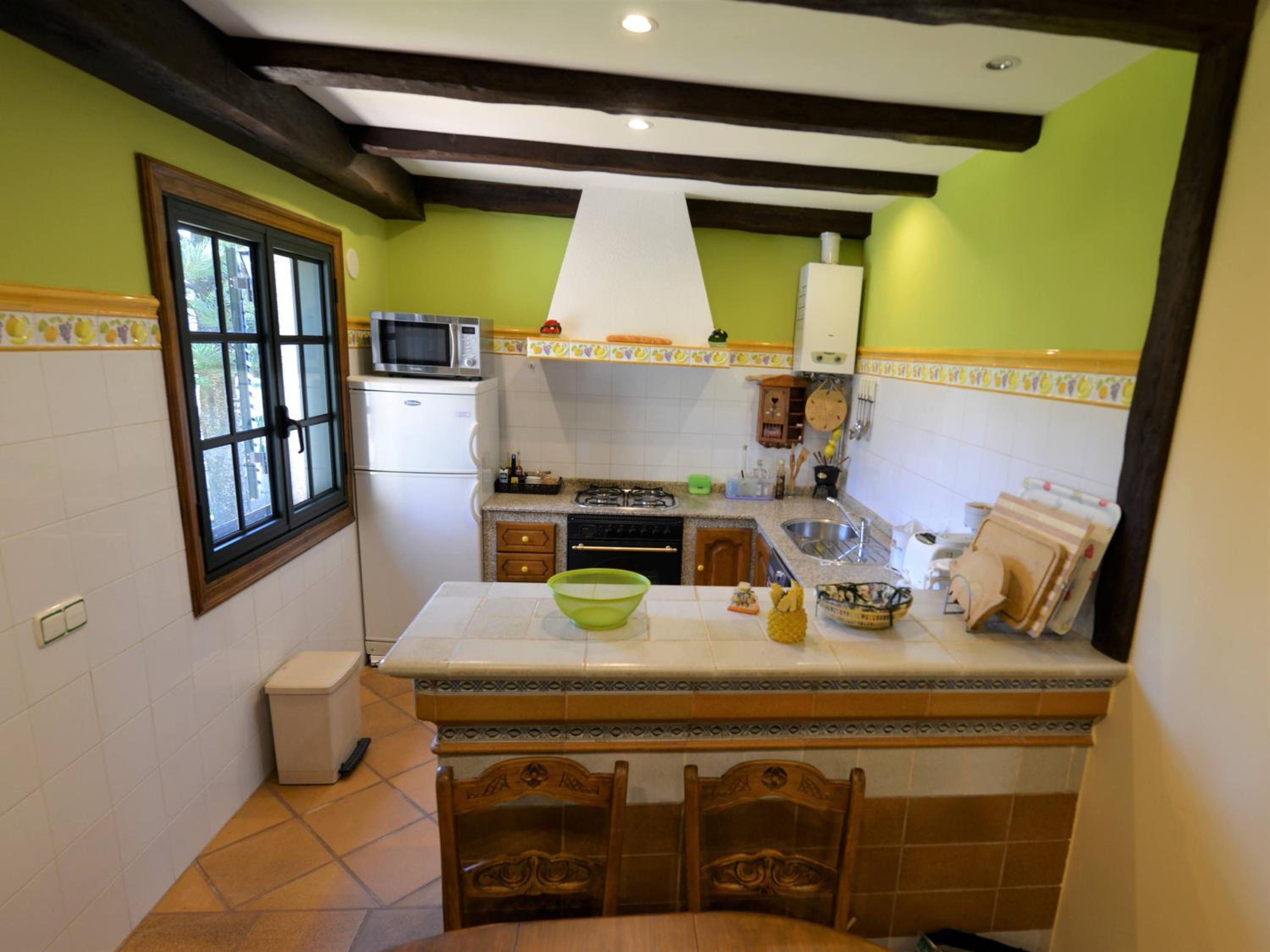 Photo 10