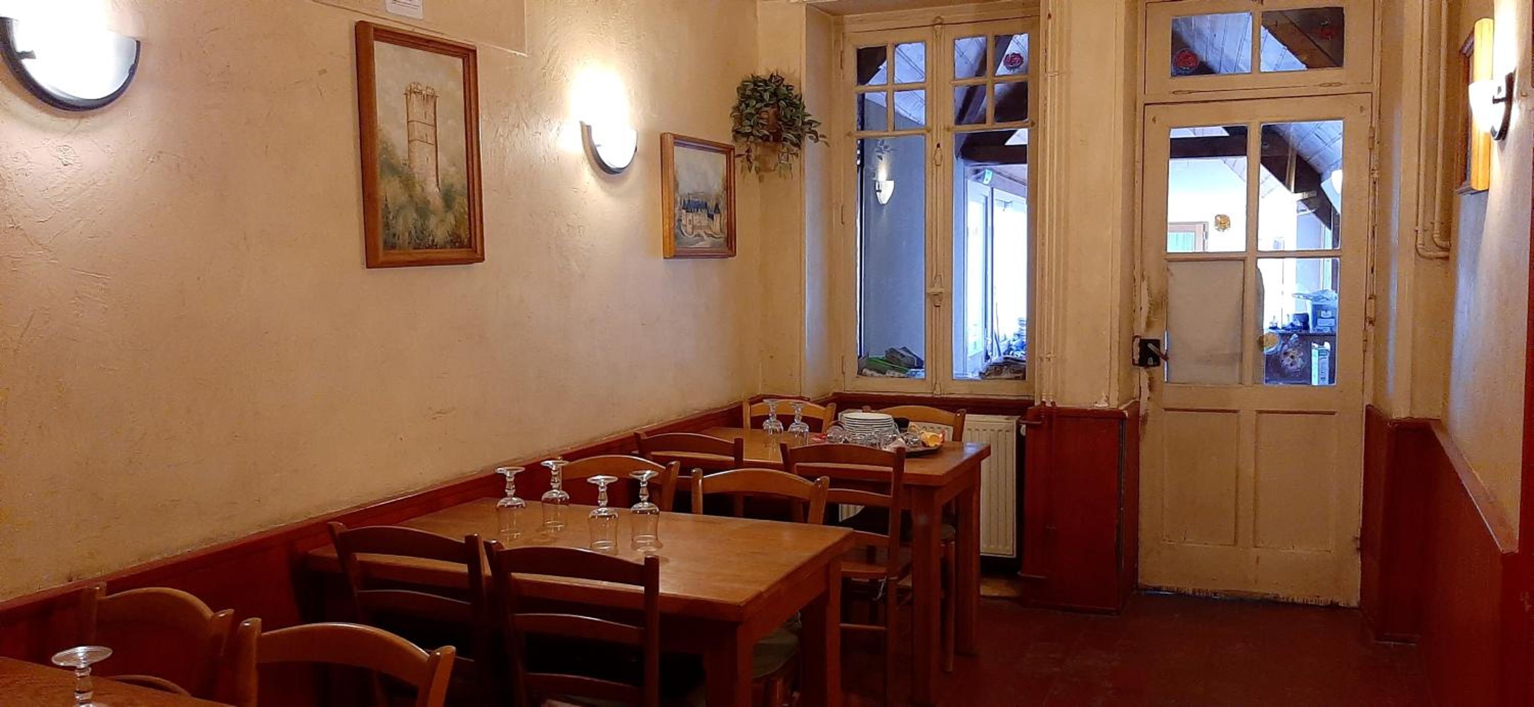 restaurant