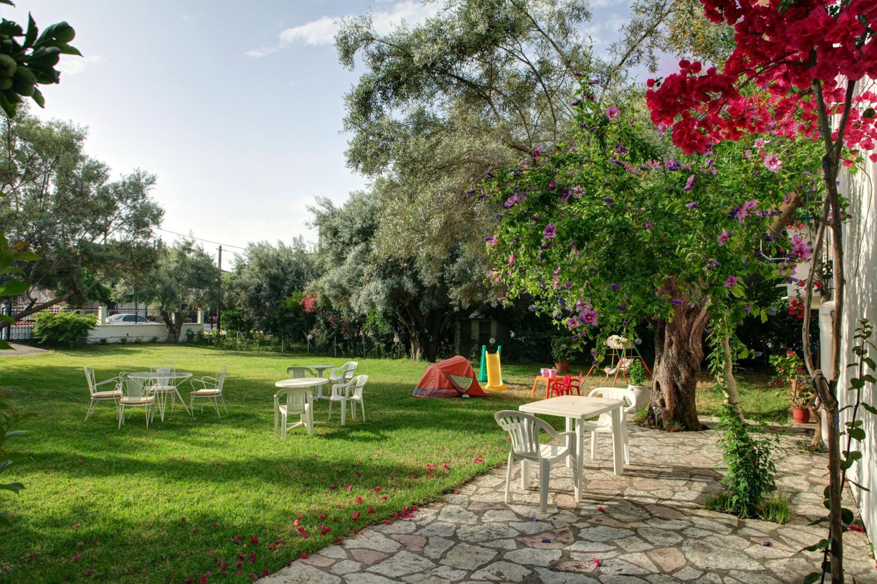 The Filoxenia Apartments, Nikiana view 2