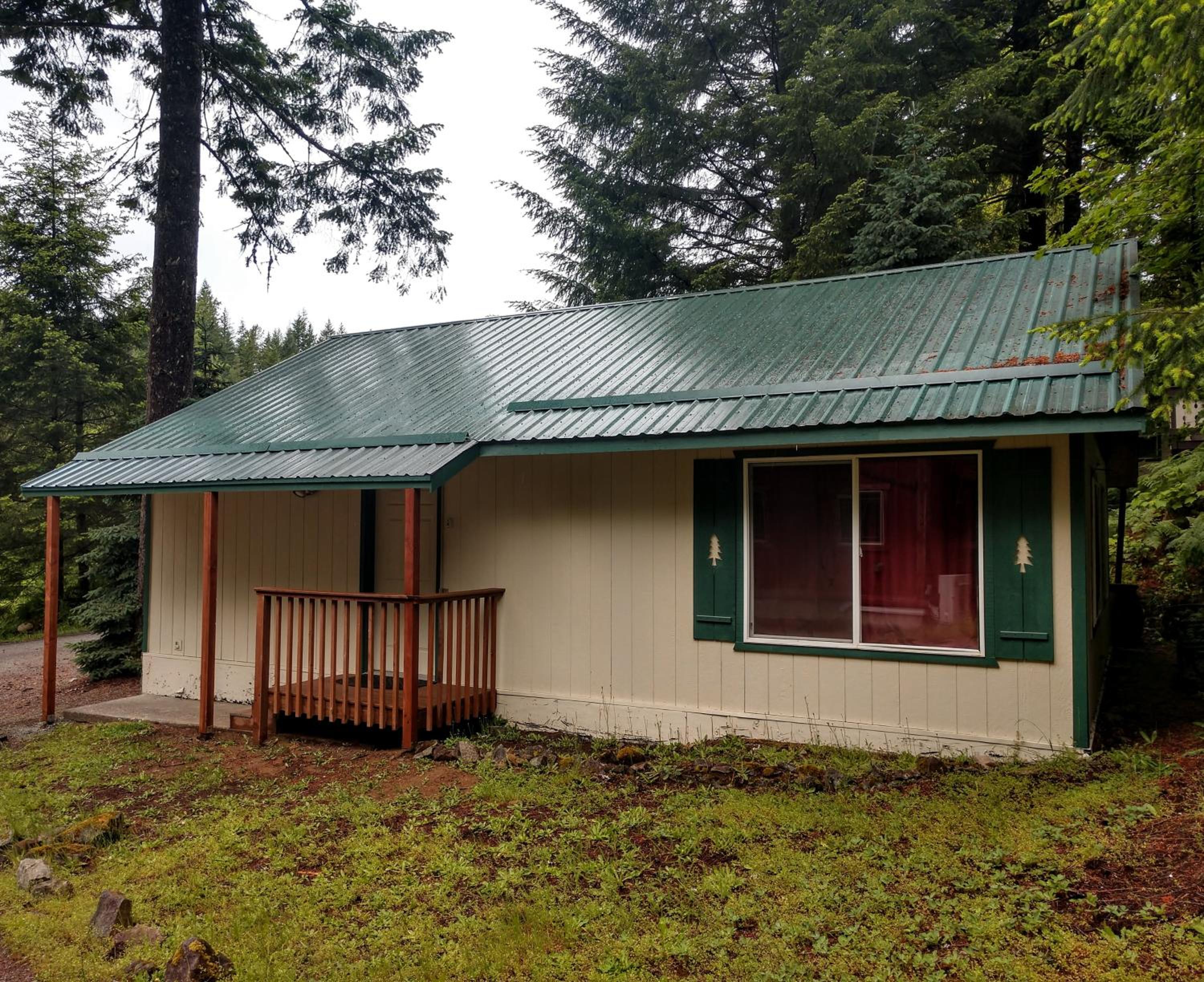Hall Creek Cabin