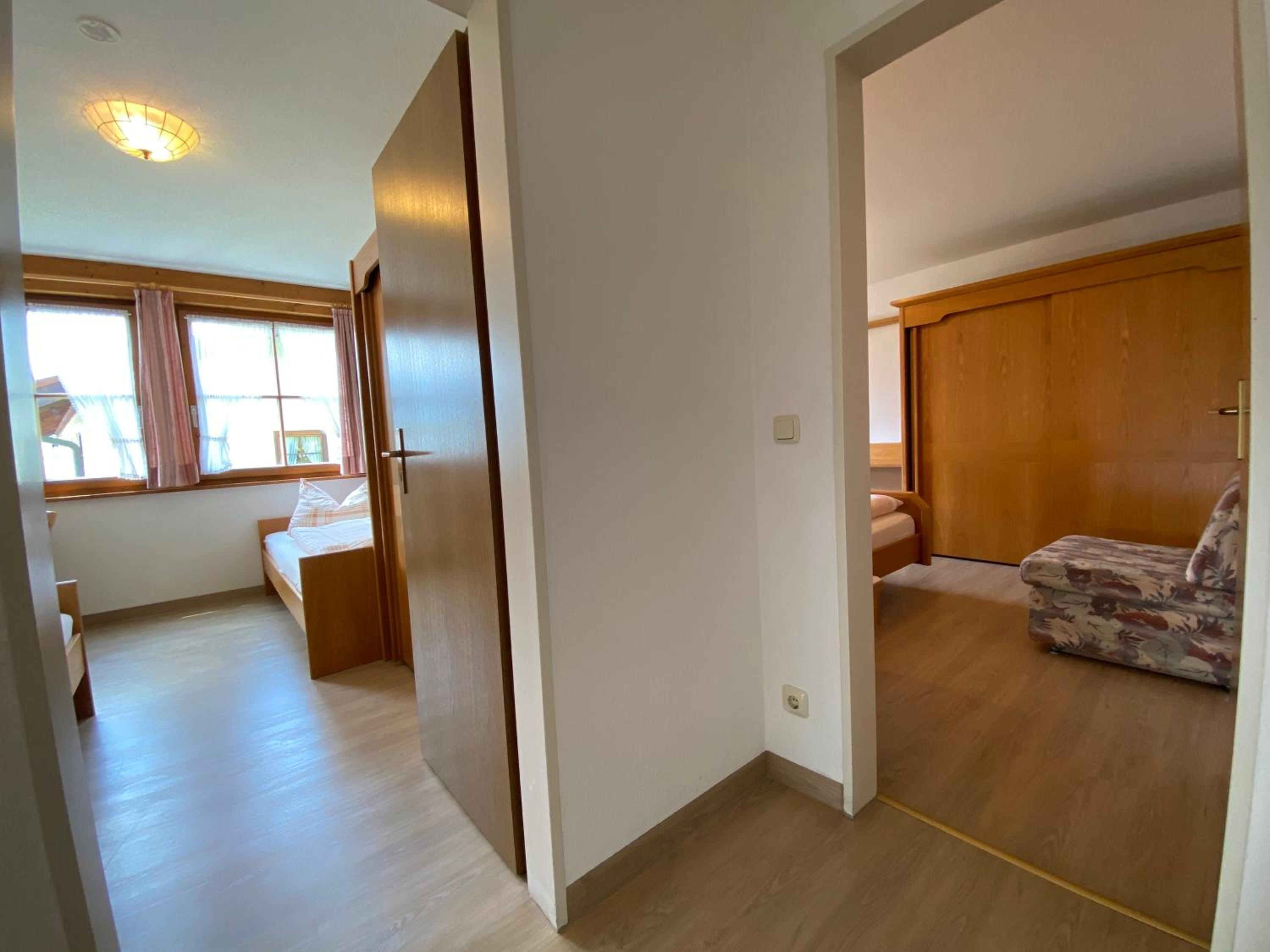 FeWos Haus Rebstock