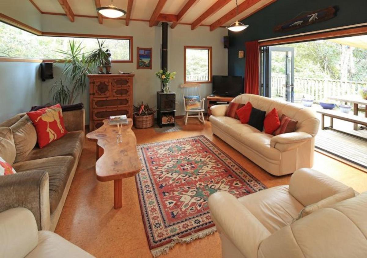 Waiheke Escape view 4